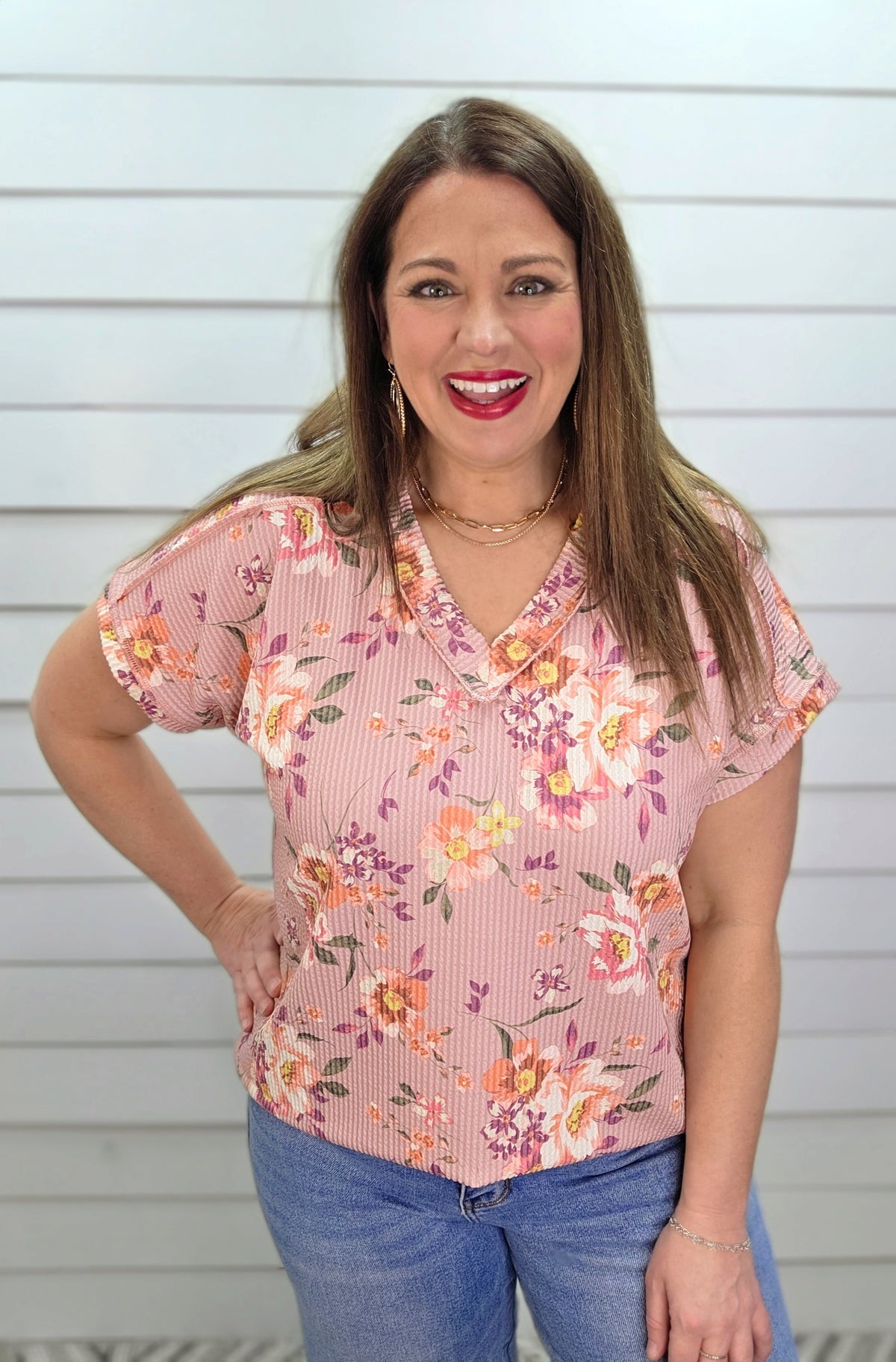 DUSTY PINK FLORAL RAISED RIBBED V NECK KNIT TOP