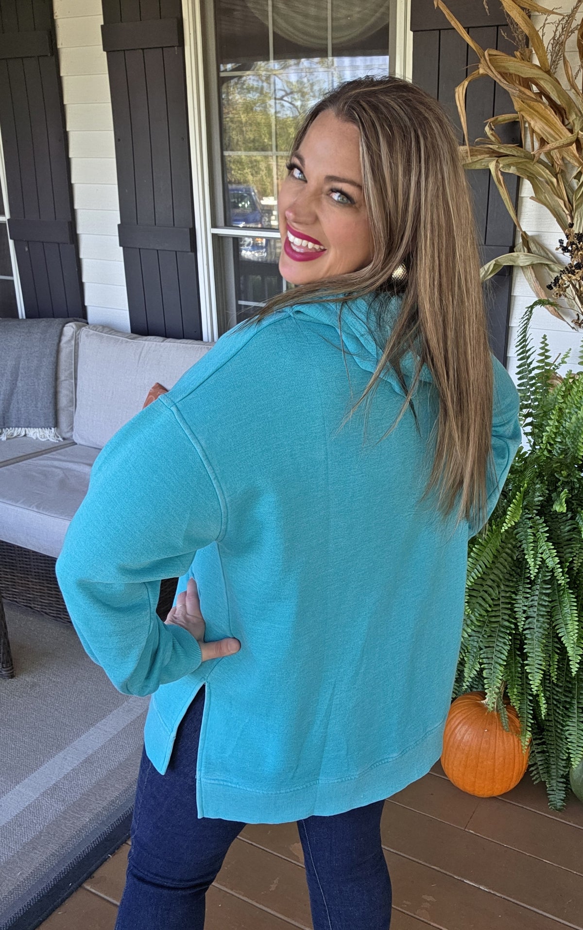 TEAL MINERAL WASH HOODED PULLOVER W/ POCKETS