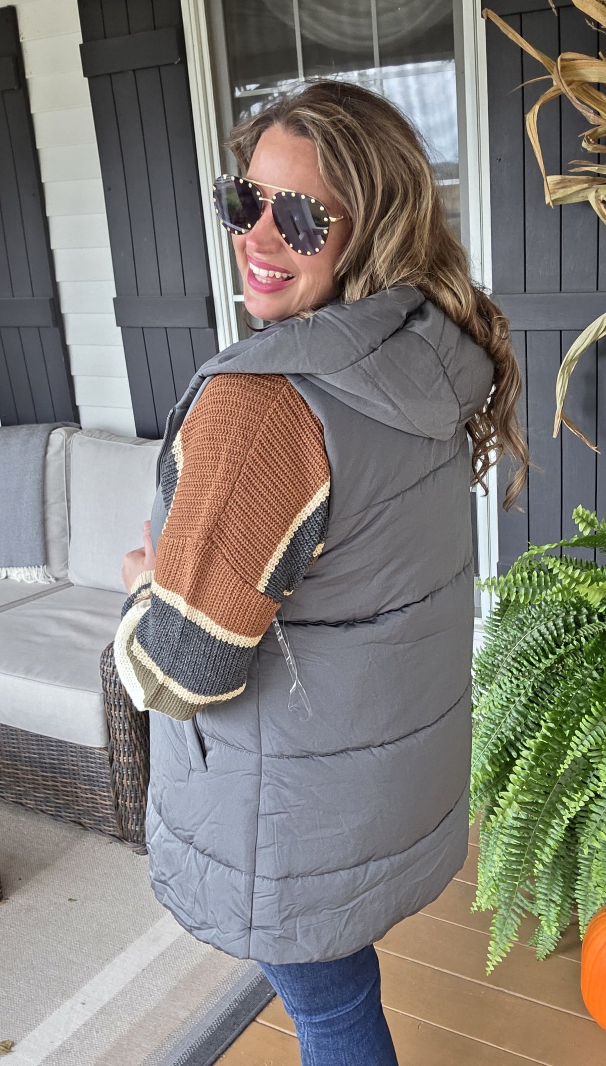 MIDNIGHT OLIVE HOODED PUFF VEST