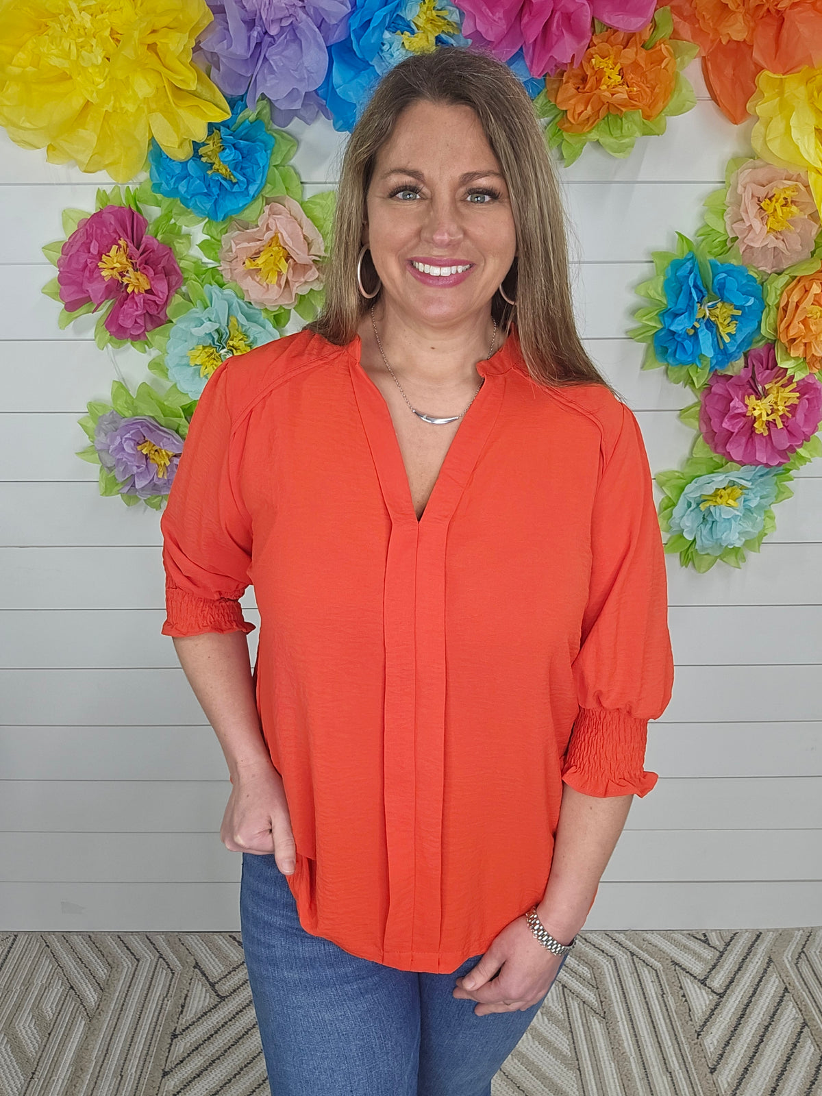 ORANGE RED CENTER SEAM SMOCKED SLEEVE TOP