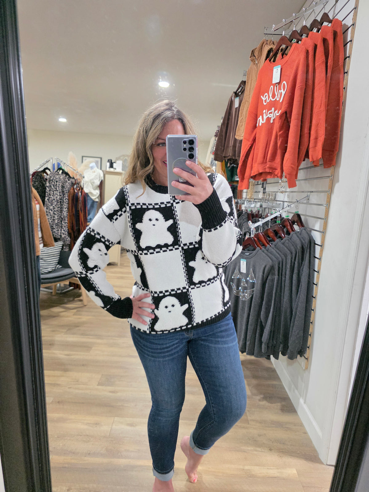 BLACK/WHITE CHECK GHOST KNIT SWEATER