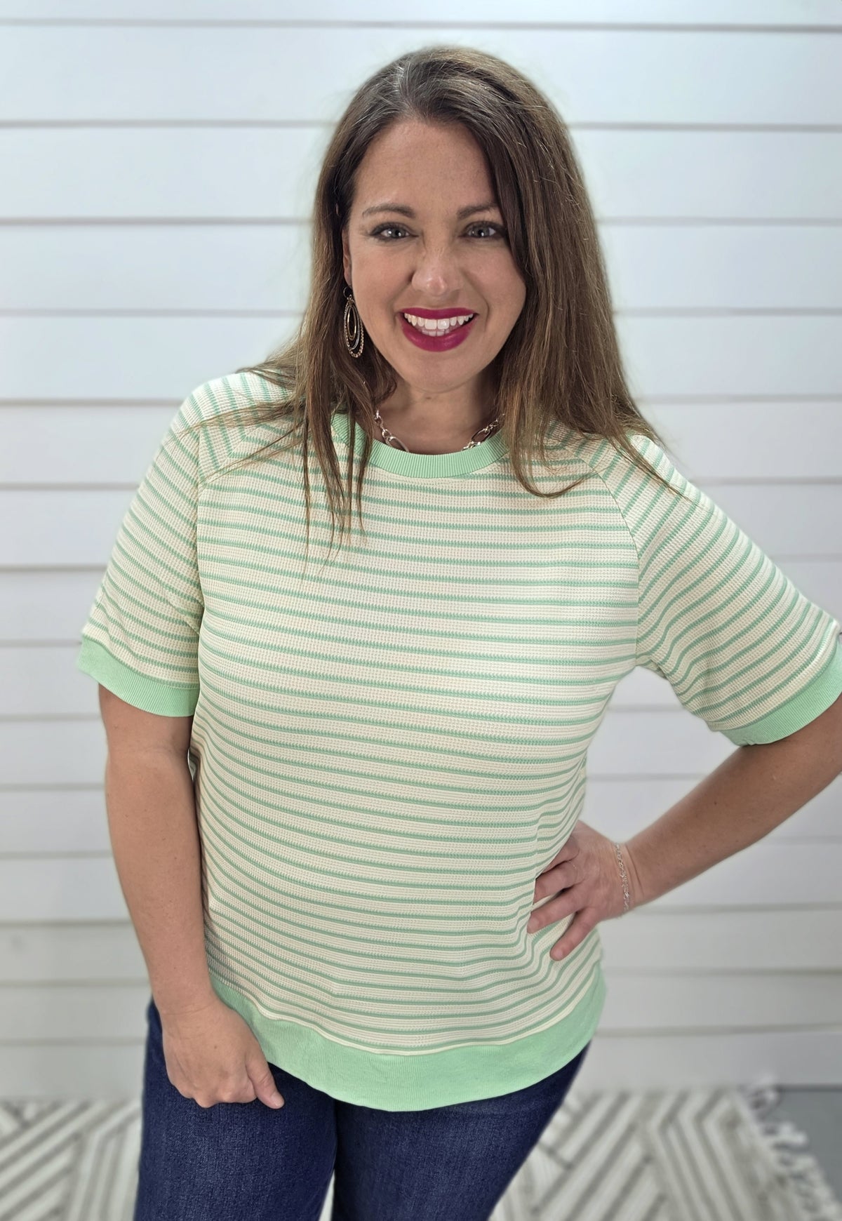 GREEN STRIPED KNIT ROUND NECK SHORT SLEEVE TOP