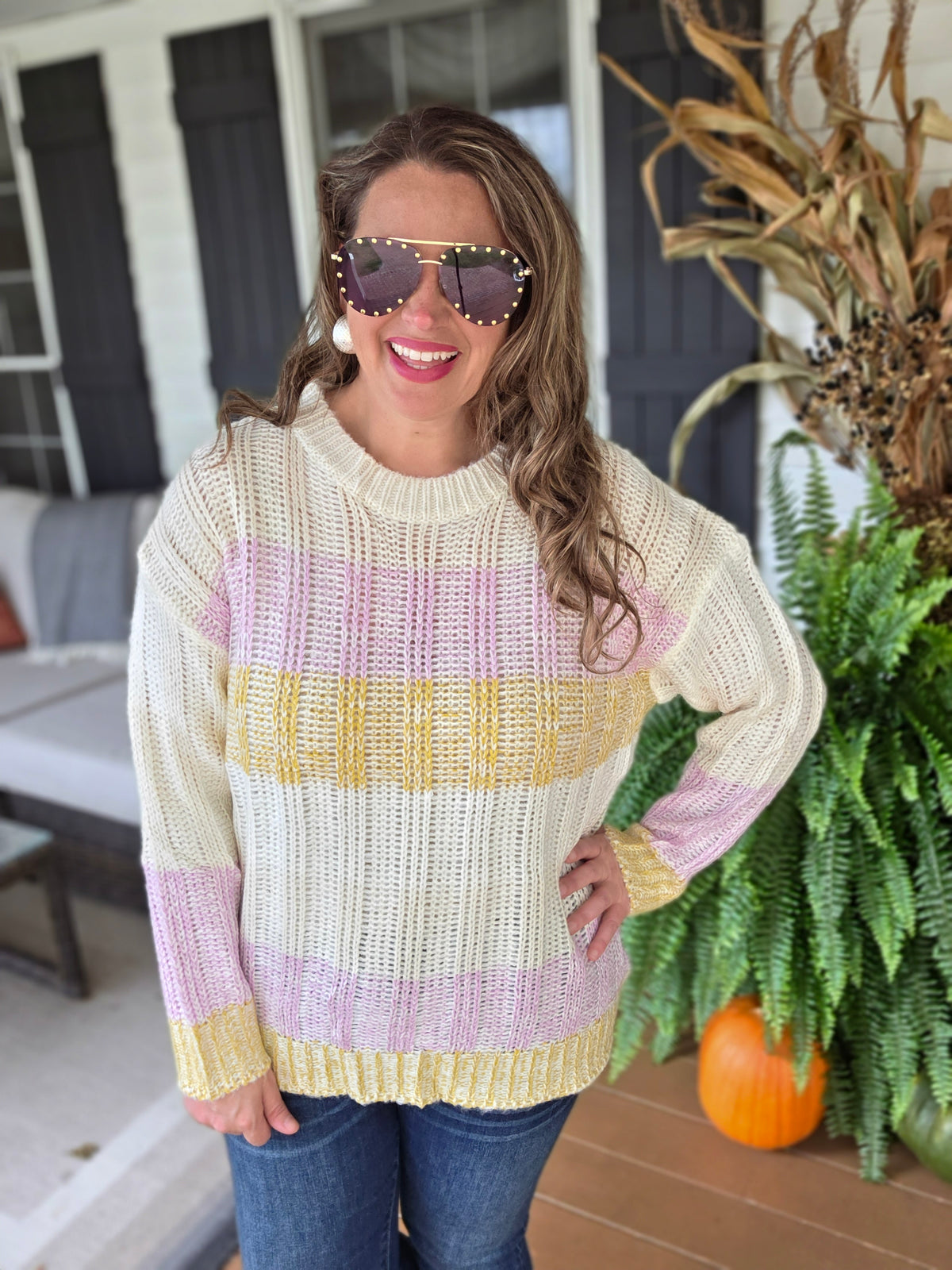 CREAM/LAVENDER/YELLOW COLORBLOCK KNIT CREW NECK SWEATER