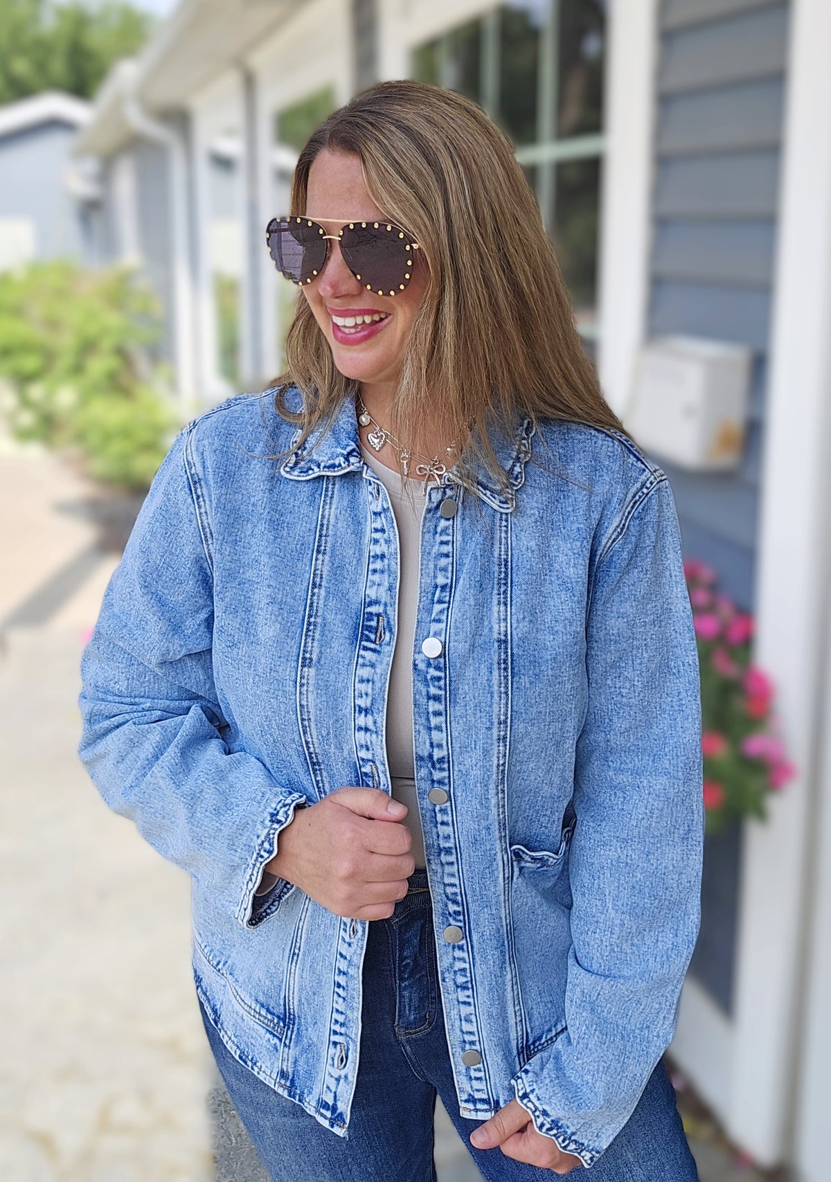 DENIM SCALLOPED TRIM BUTTON UP JACKET