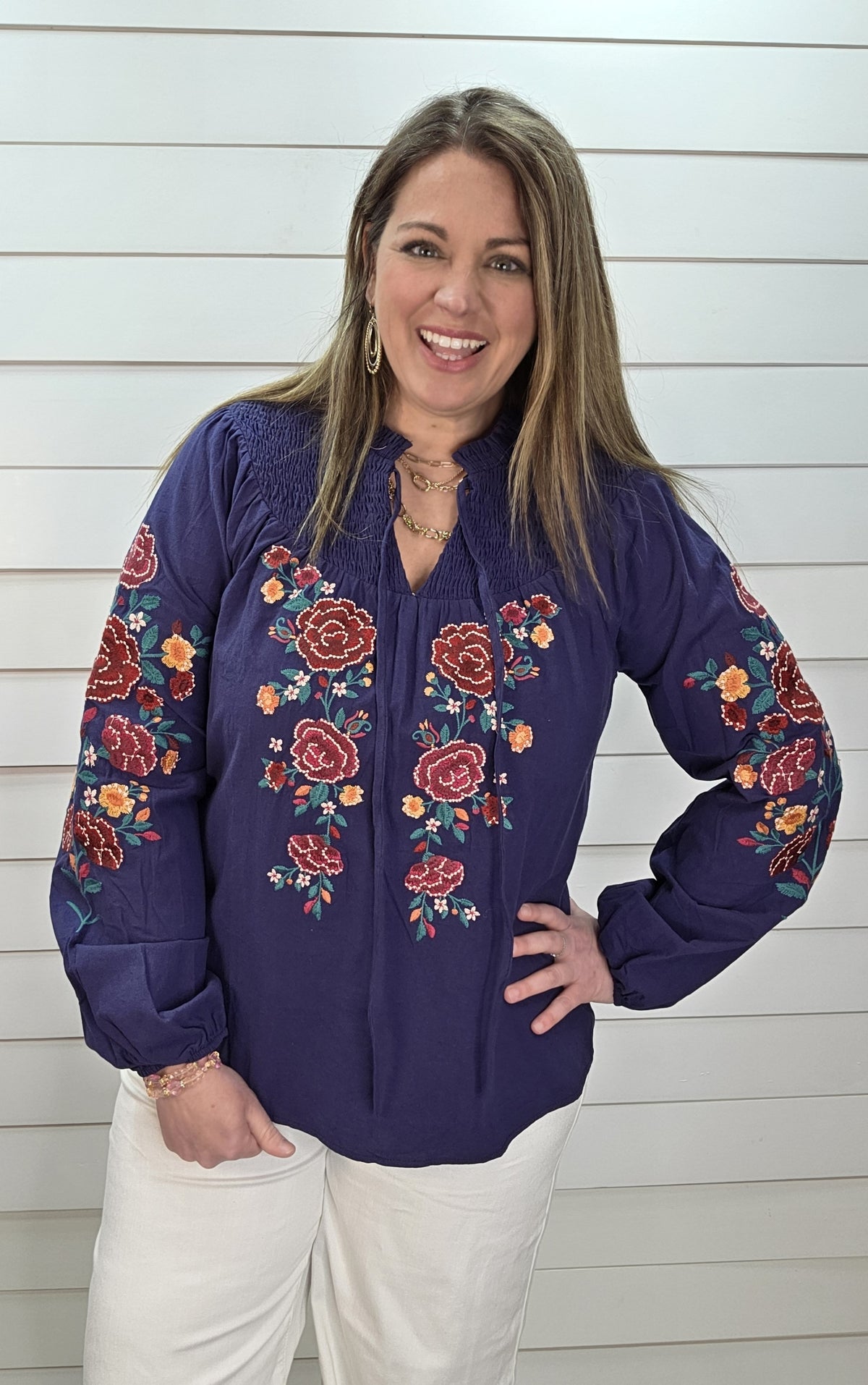 NAVY ROSE EMBROIDERED TOP