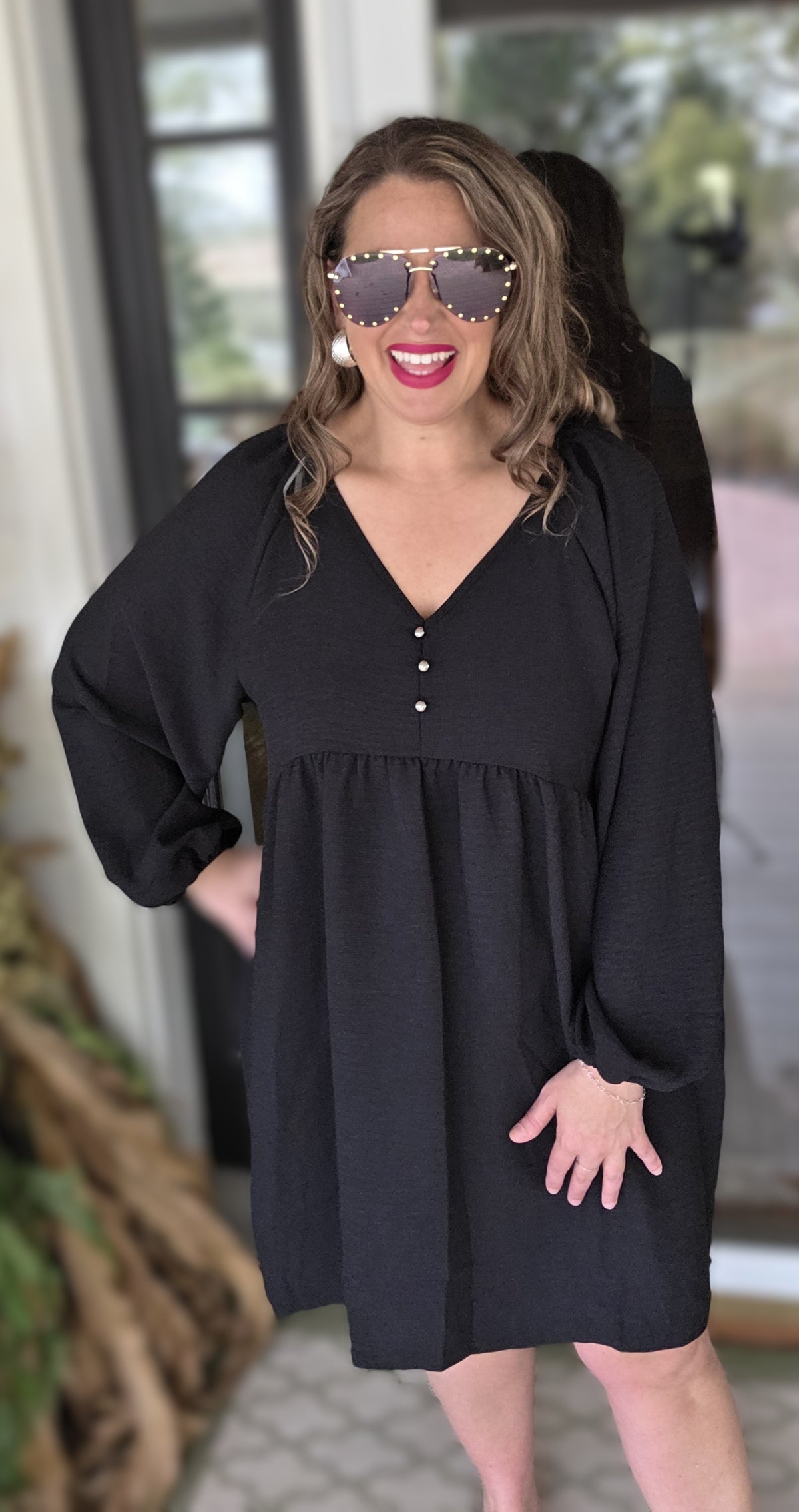 BLACK BABYDOLL KNEE LENGTH TEXTURED DRESS