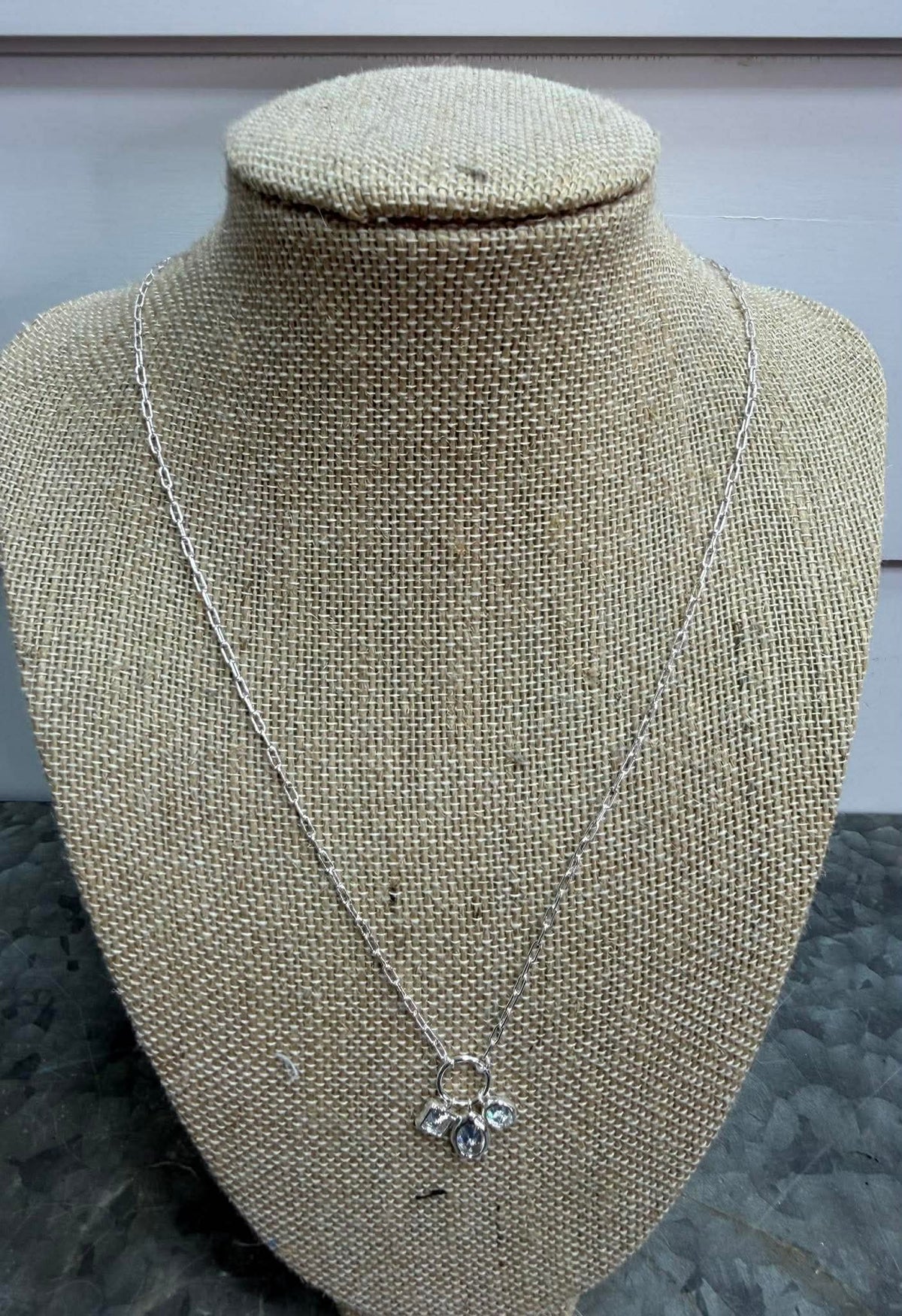 SILVER OPEN CIRCLE RHINESTONE CHARM NECKLACE