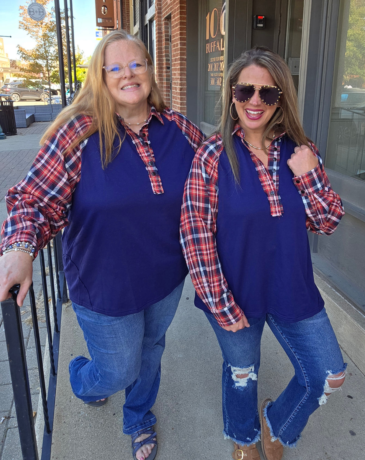 NAVY/RED PLAID CONTRAST FRENCH TERRY TOP