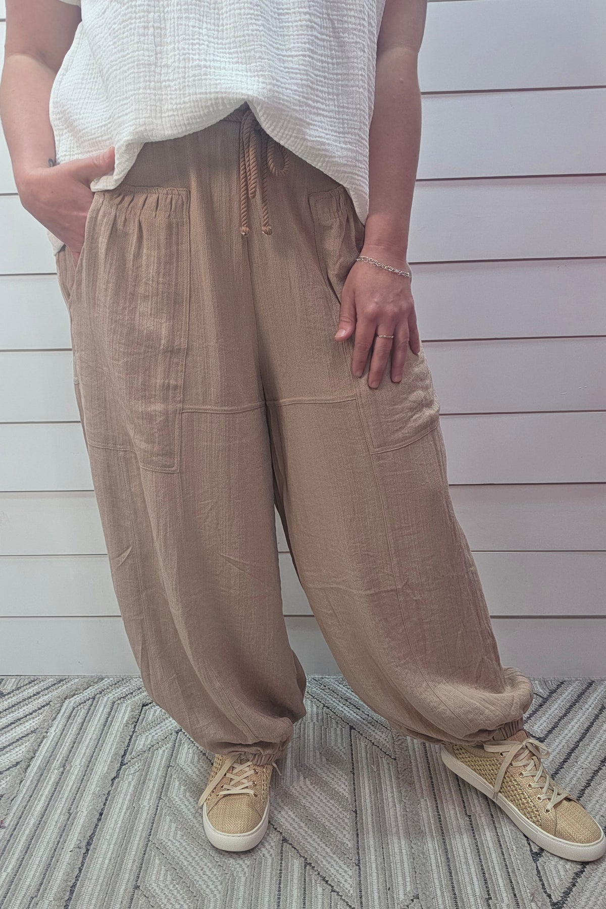 LIGHT BROWN OVERSIZED JOGGER PANTS