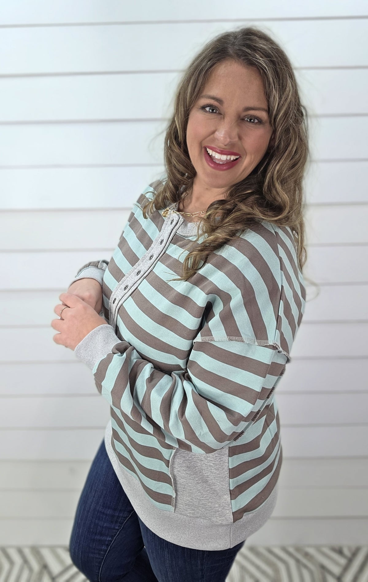 MOCHA/SAGE STRIPED FRENCH TERRY HENLEY PULLOVER