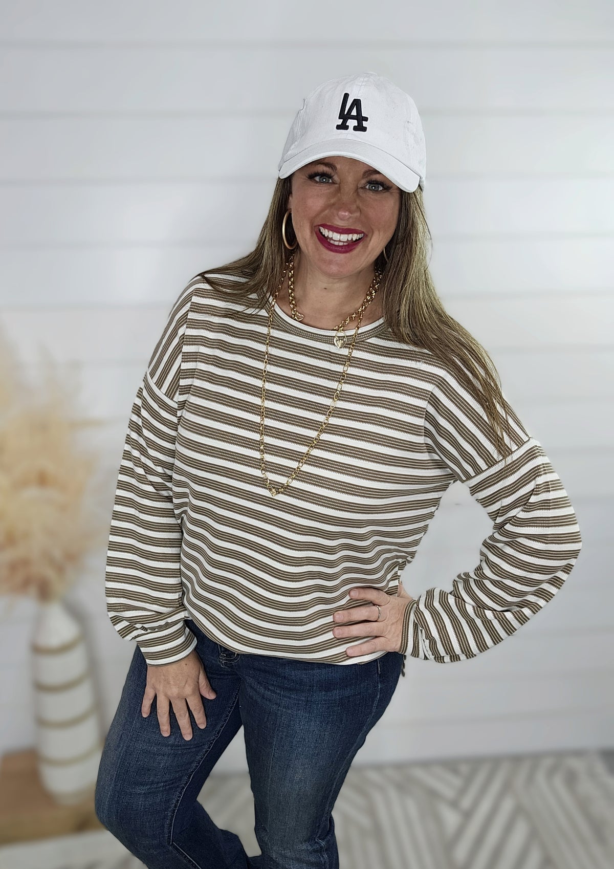 DK MOCHA STRIPED CREW NECK TOP