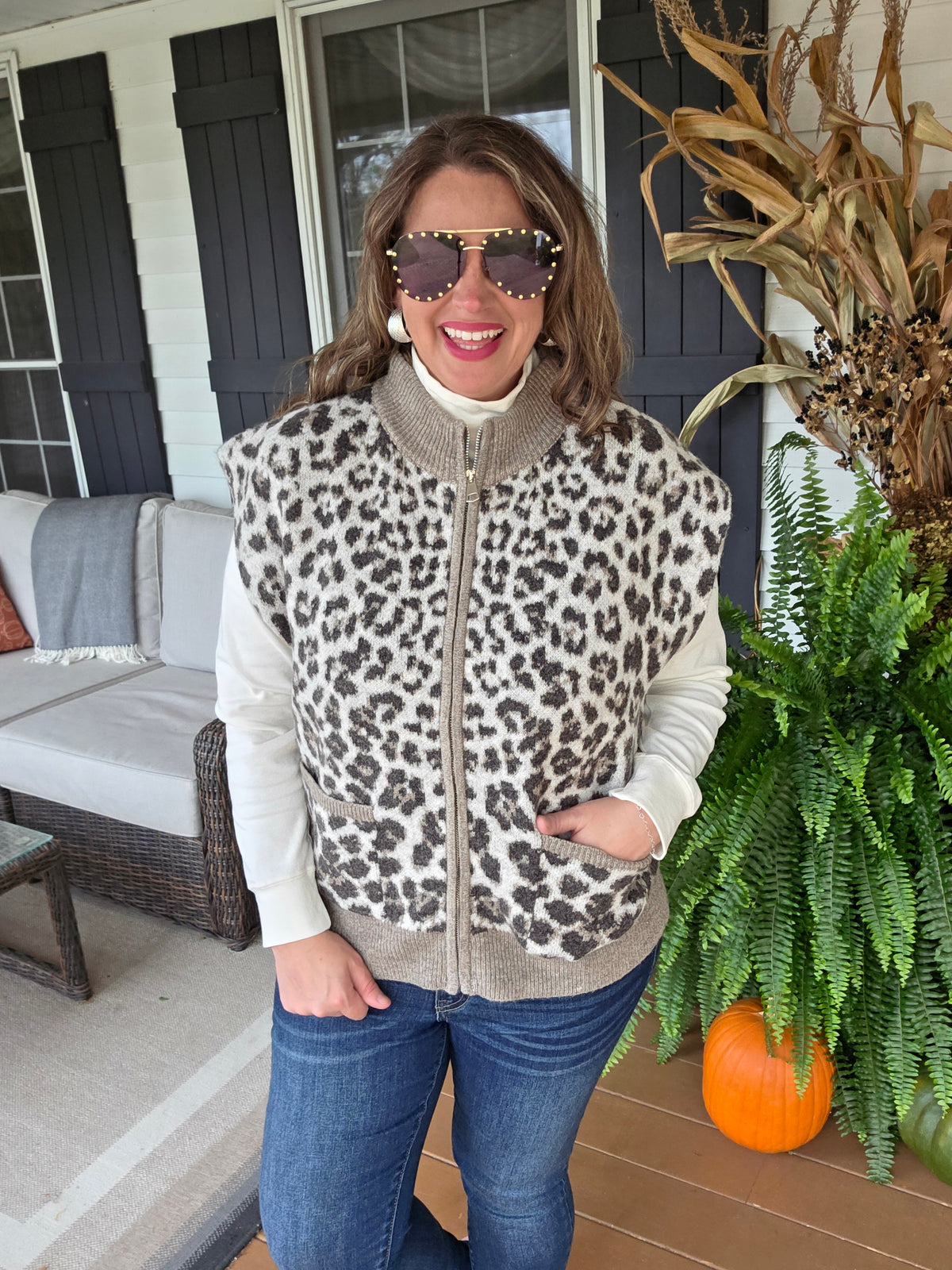 MOCHA LEOPARD ZIP UP SWEATER VEST