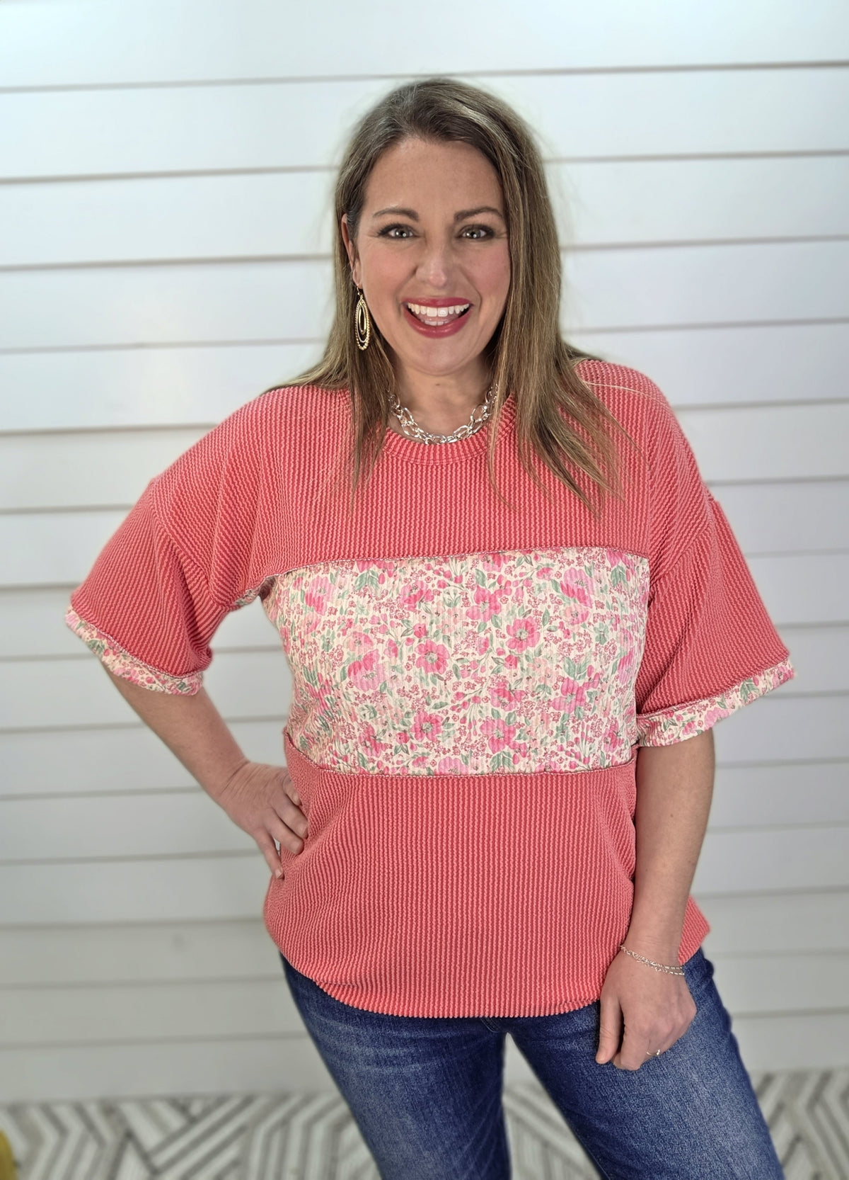 PINK CORAL RAISED RIBBED FLORAL COLOBLOCK TOP