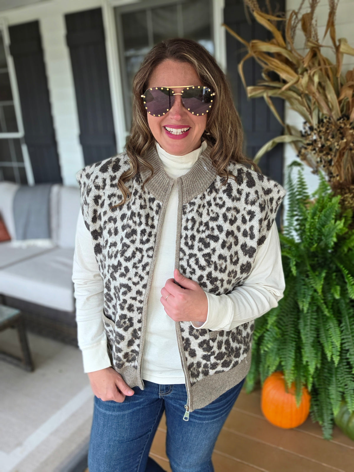 MOCHA LEOPARD ZIP UP SWEATER VEST
