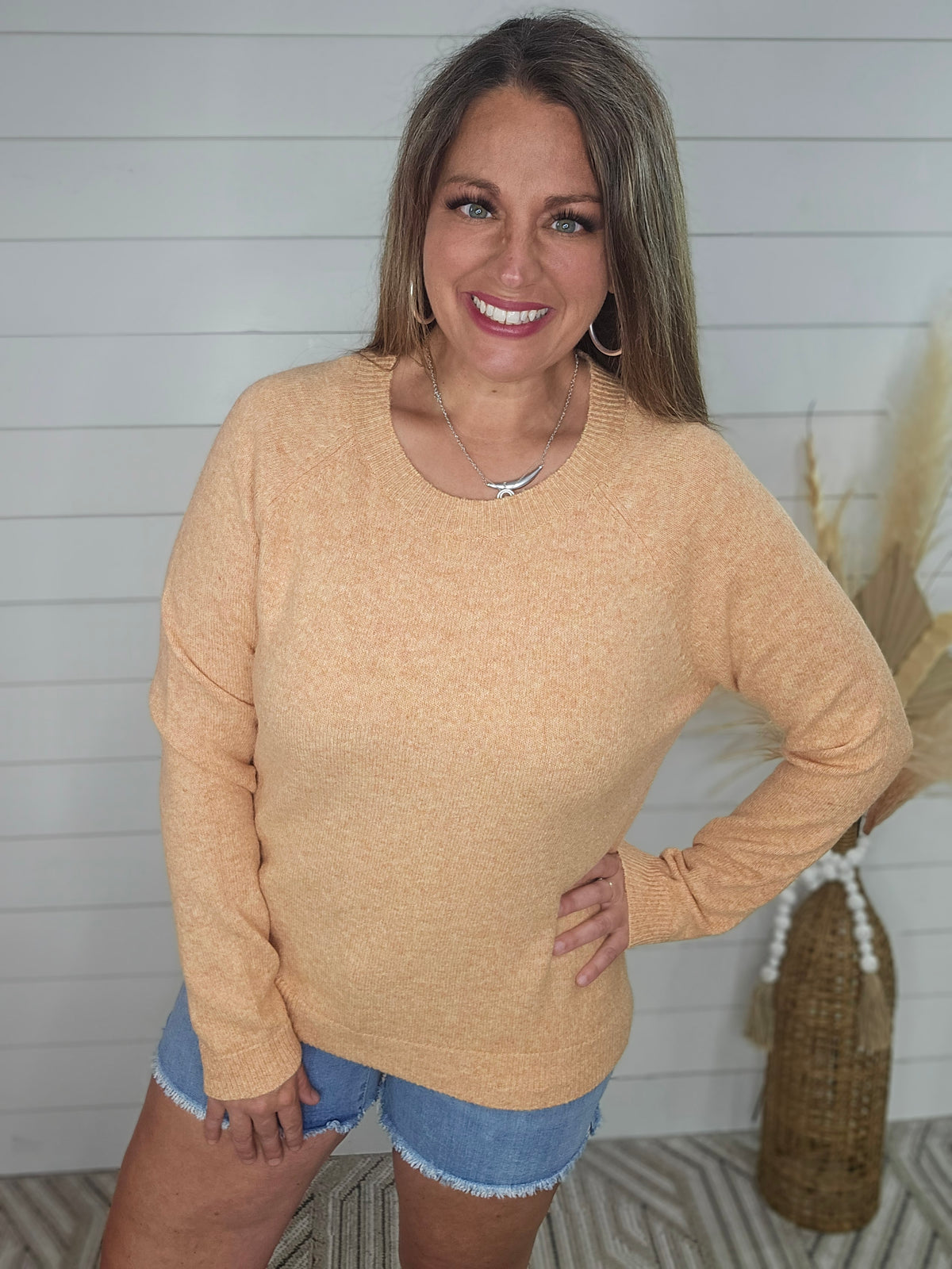 LT ORANGE HEATHER LIGHT WEIGHT PULLOVER SWEATER