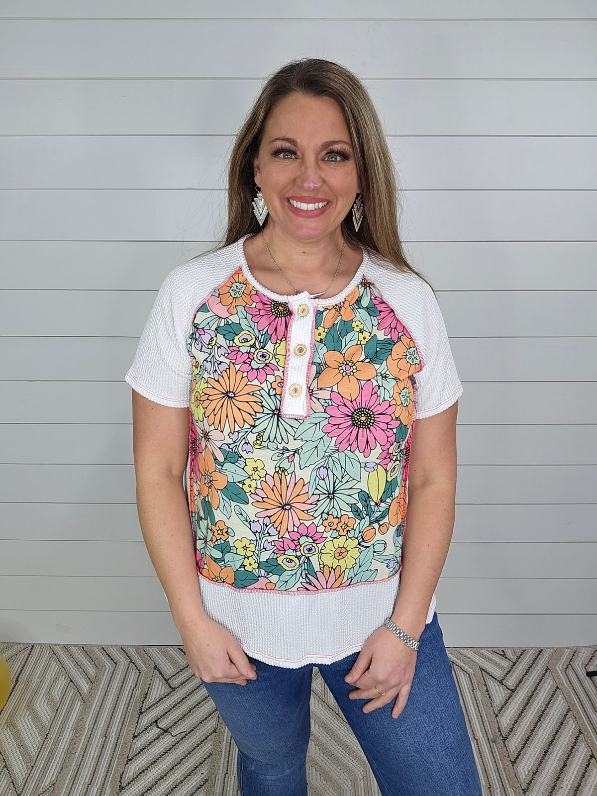 BRIGHT FLORAL TOP W/ WHITE RIBBED CONTRAST