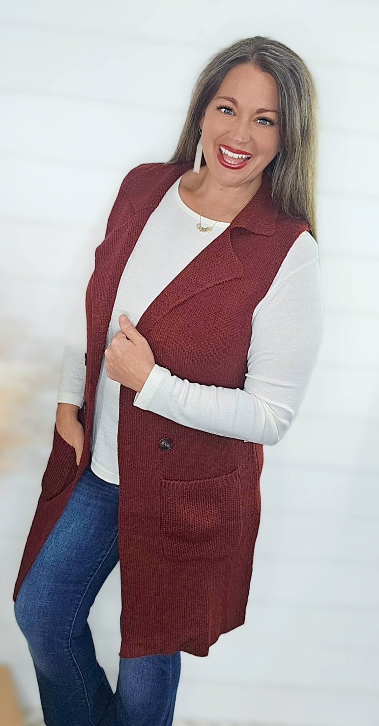 BURGUNDY SLEEVELESS LONG SWEATER VEST