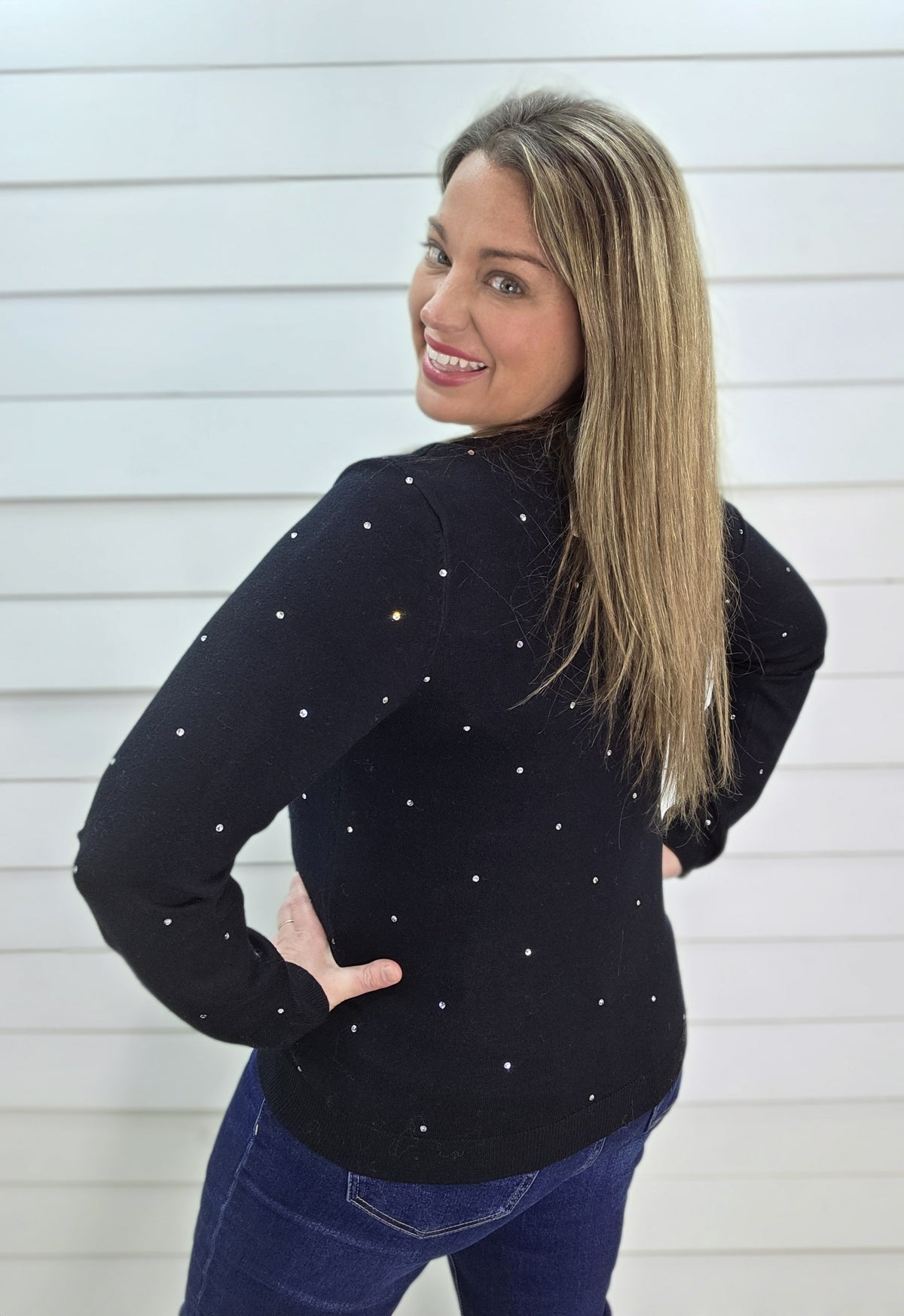 BLACK RHINESTONE LIGHT WEIGHT SWEATER