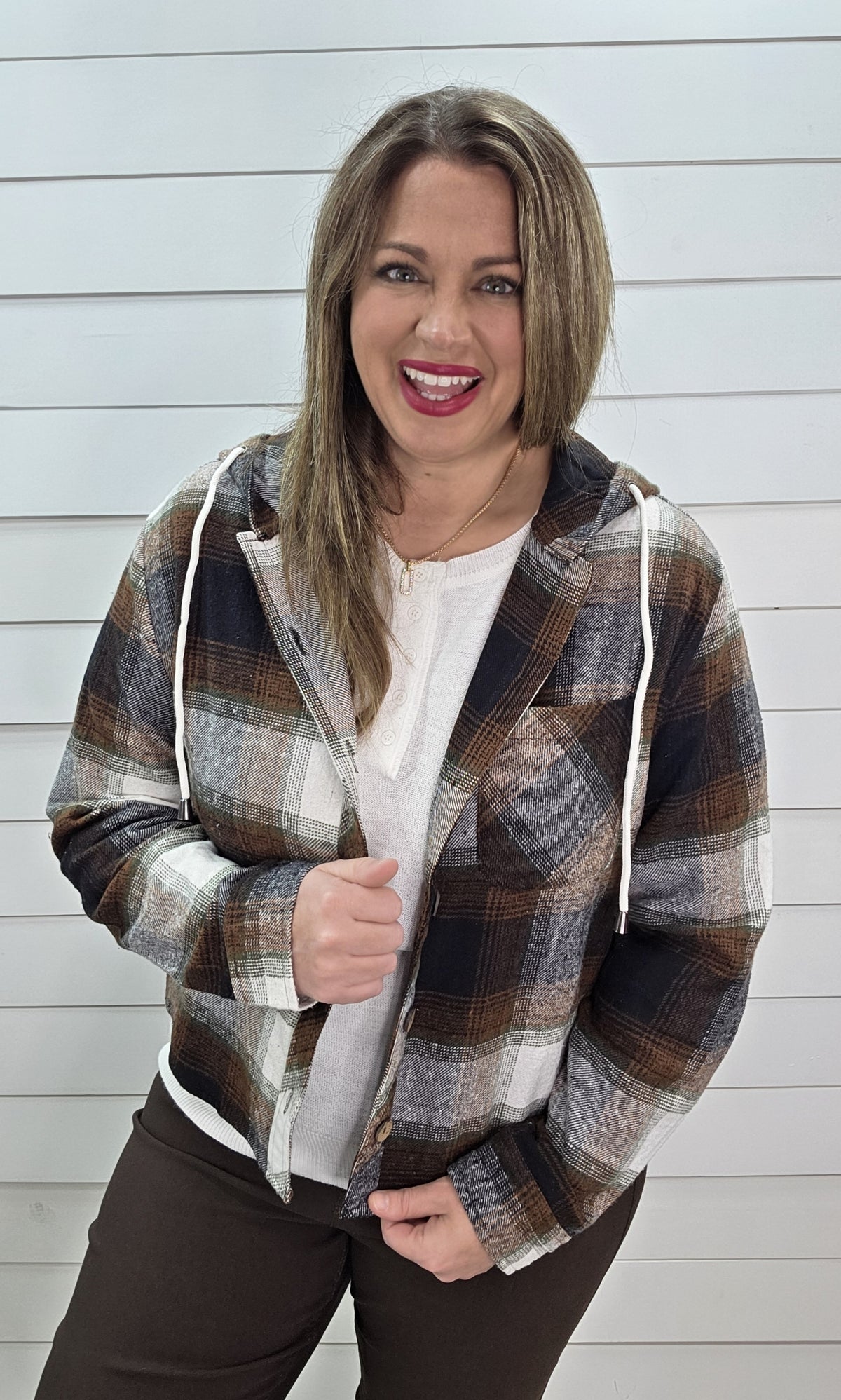 BLACK/BROWN HOODED PLAID HOODED TOP