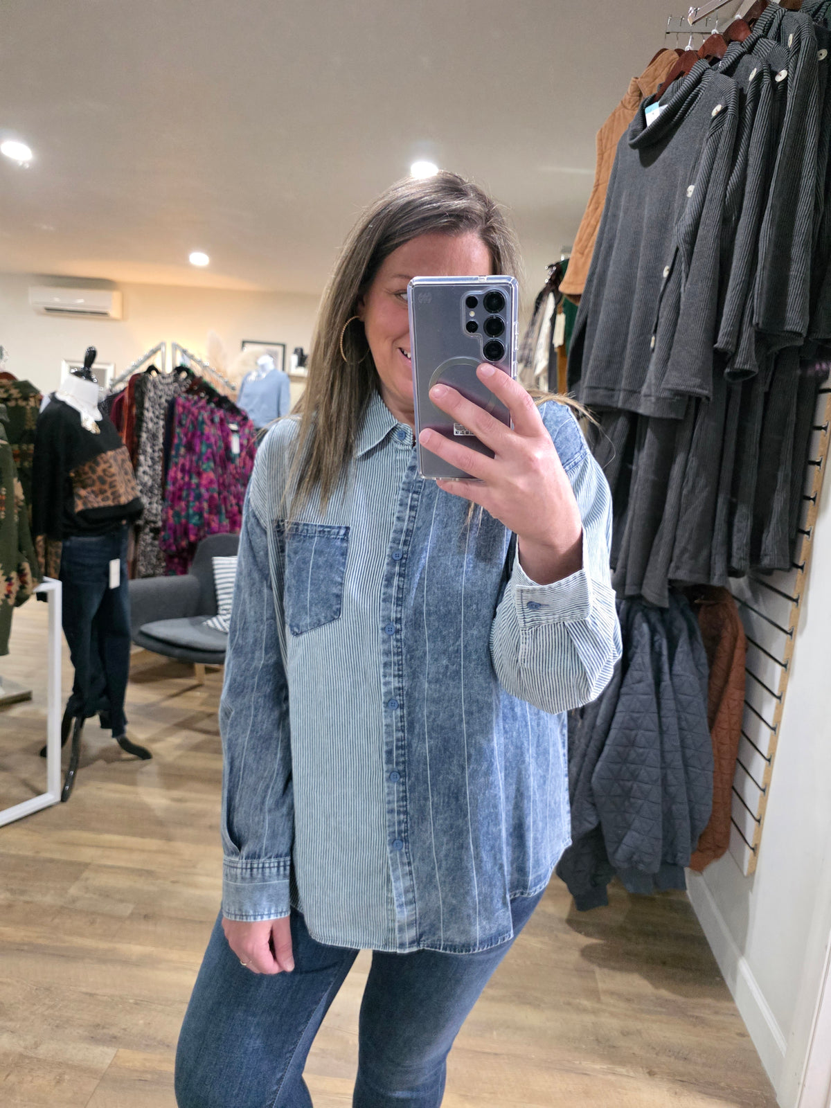 INDIGO STRIPED CONTRAST BUTTON DOWN TOP