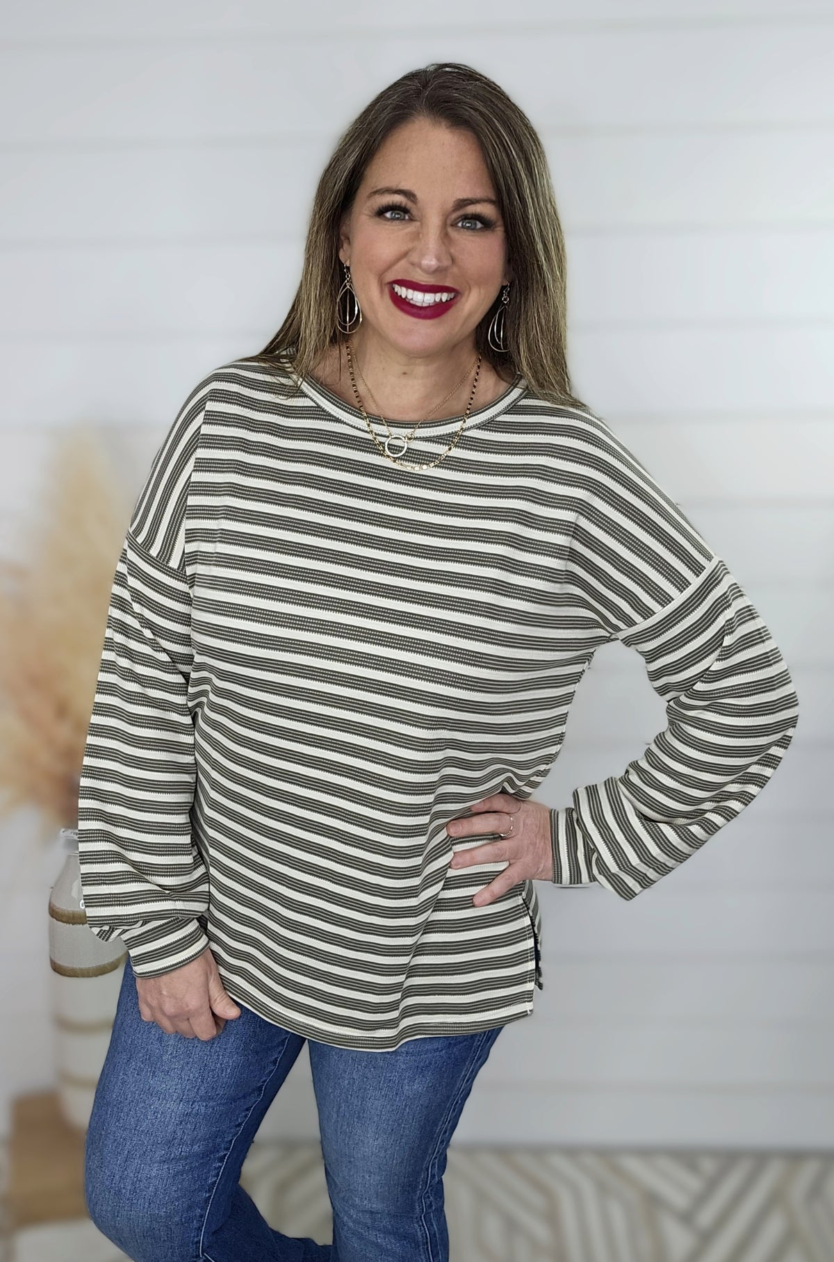 OLIVE CREW NECK LONG SLEEVE STRIPED KNIT TOP