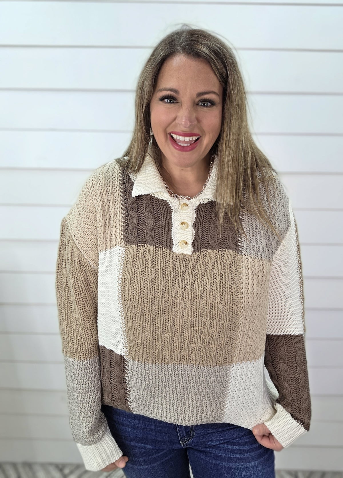 NATURAL/BROWN BLOCK BUTTON TRIM SWEATER