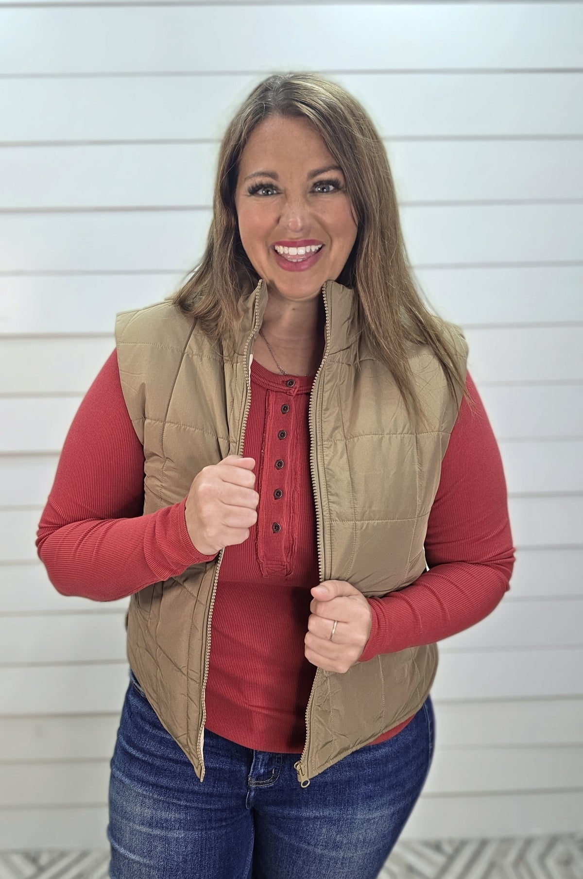 MOCHA PUFF ZIPPER VEST