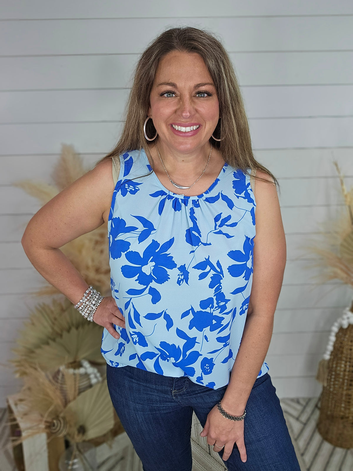 BLUE HUE FLORAL SLEEVELESS WOVEN TOP