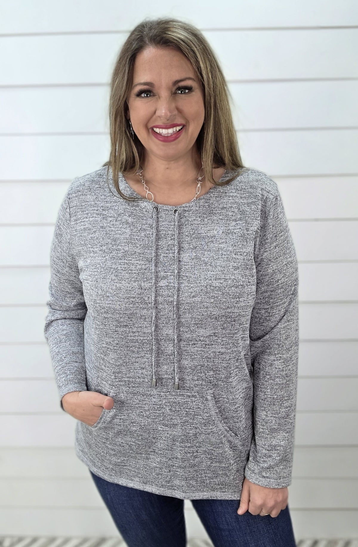 HEATHER GREY KNIT CREW NECK TOP W/ KANGROO POCKET