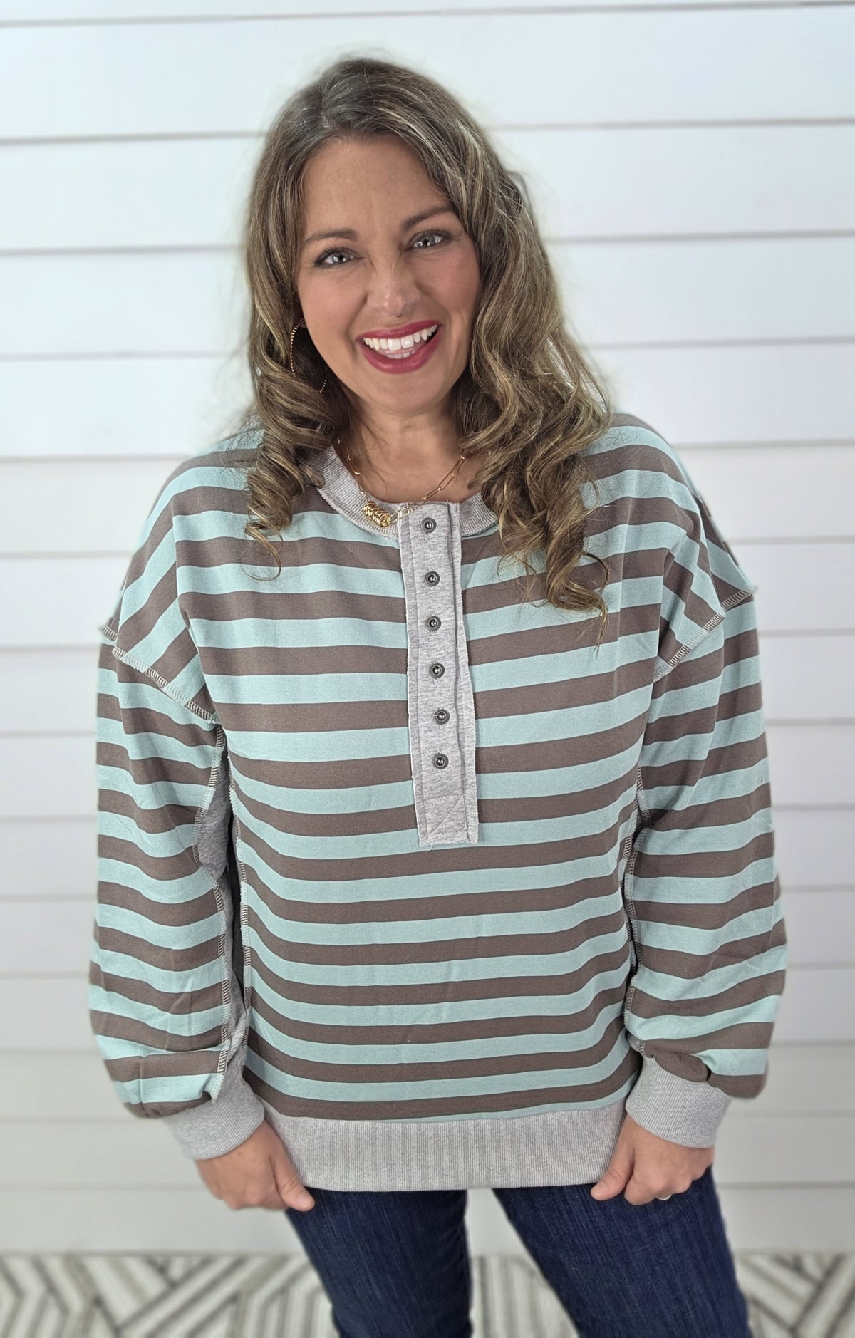 MOCHA/SAGE STRIPED FRENCH TERRY HENLEY PULLOVER