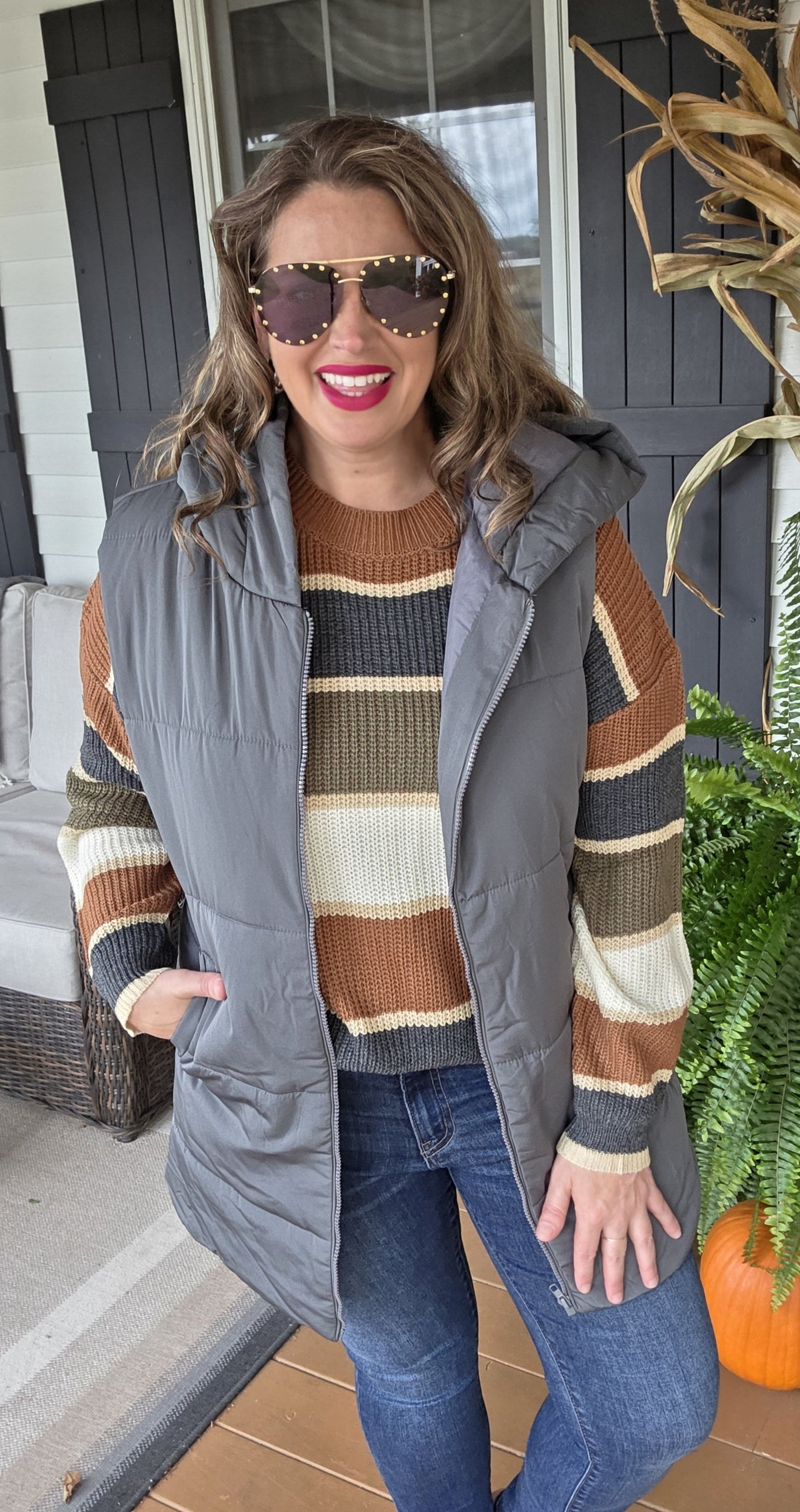 MIDNIGHT OLIVE HOODED PUFF VEST