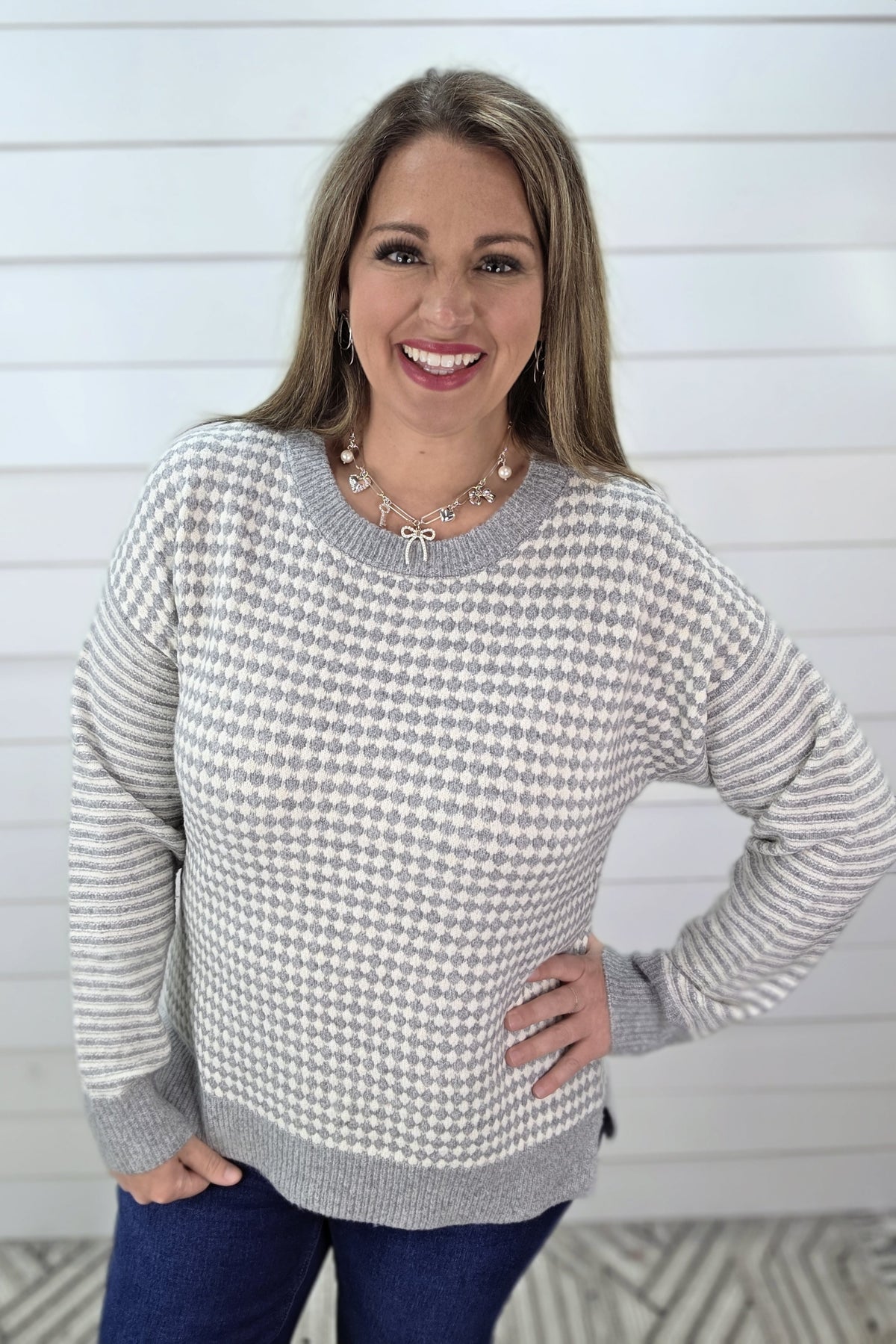 GREY CHECKERBOARD/STRIPED CONTRAST KNIT PULLOVER SWEATER