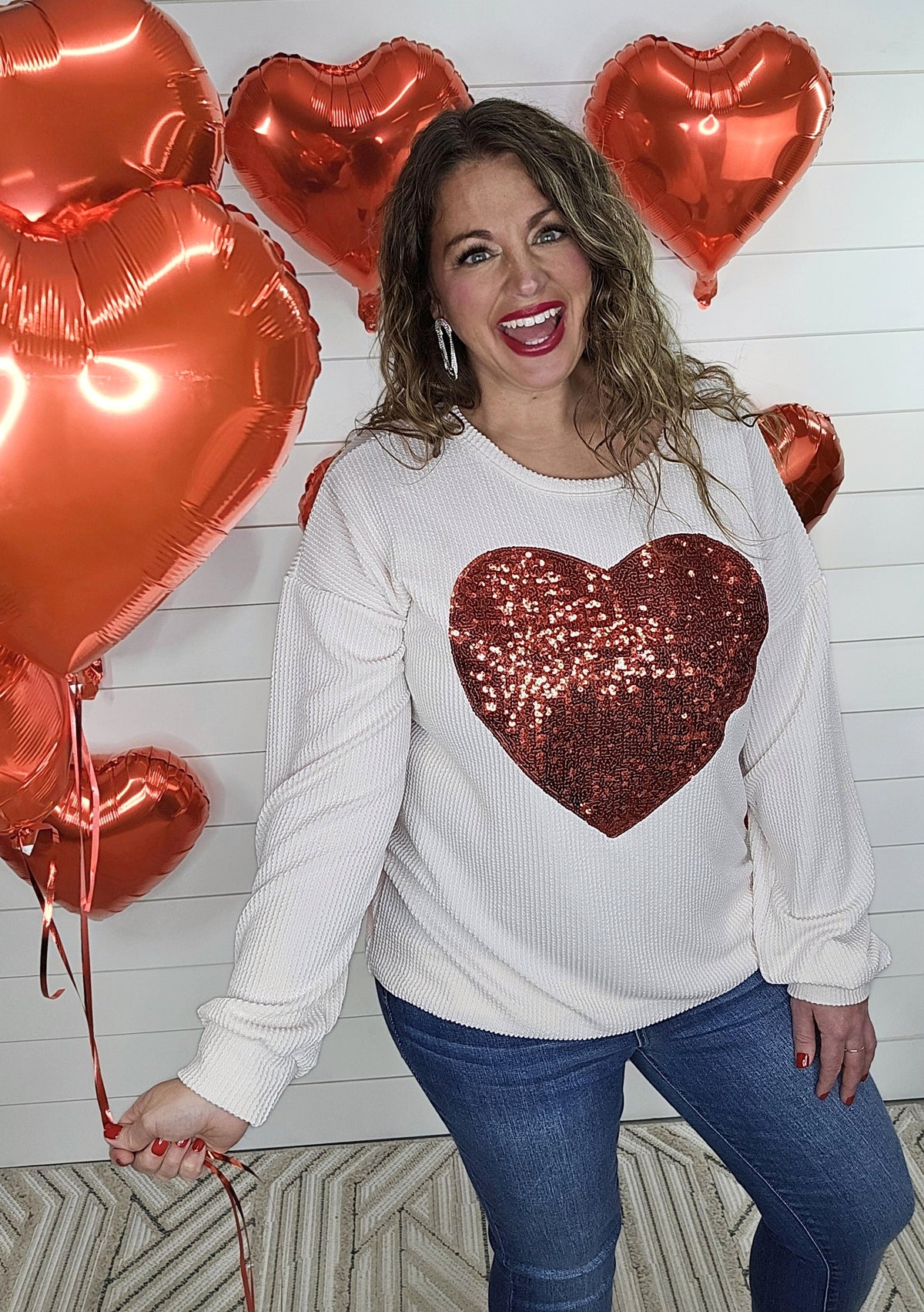 CREAM RAISED RIBBED TOP W/ RED SEQUIN HEART