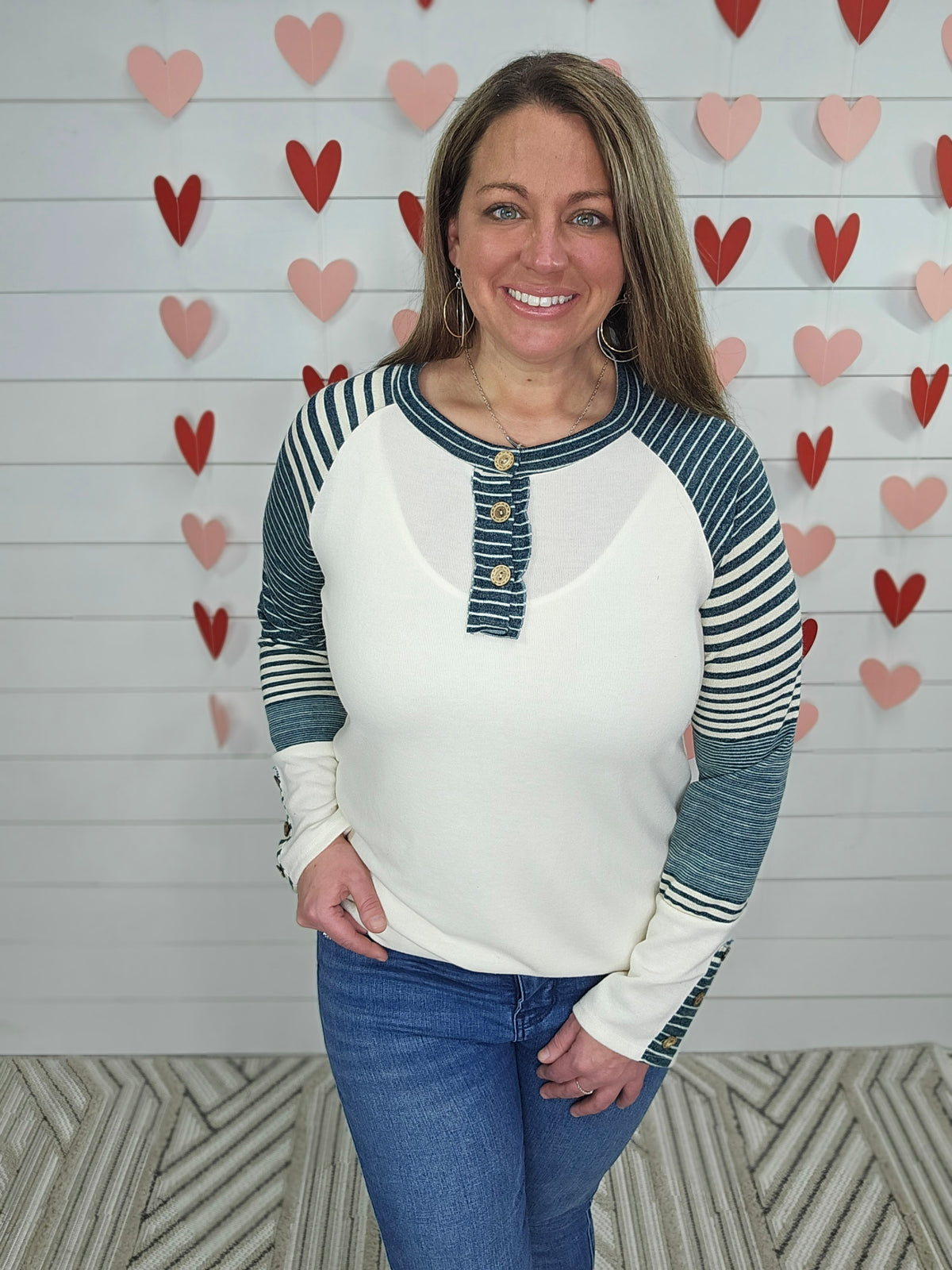 WHITE/TEAL BUTTON LONG SLEEVE STRIPED TOP