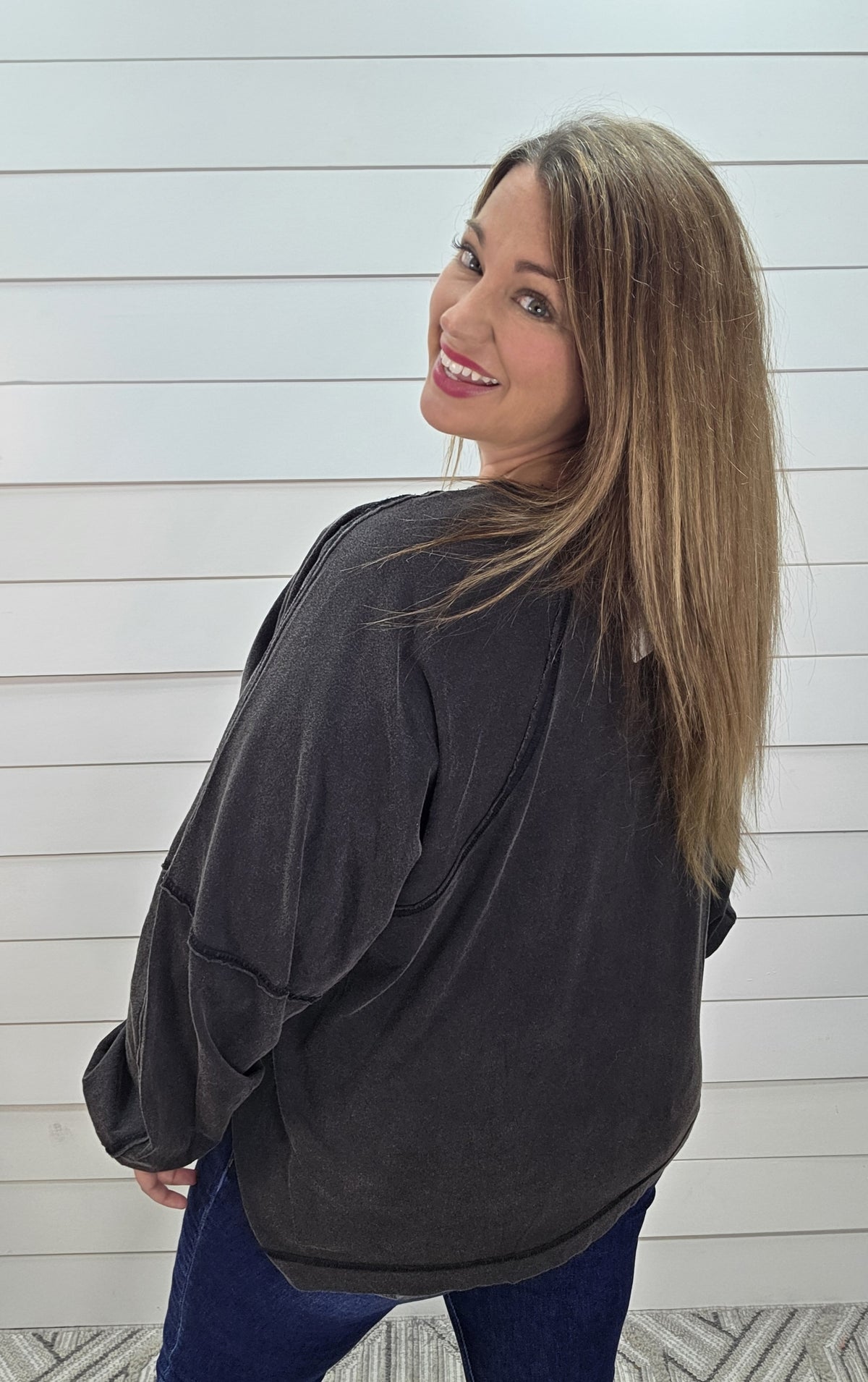 BLACK MINERAL WASH LOOSE FIT LONG SLEEVE TOP