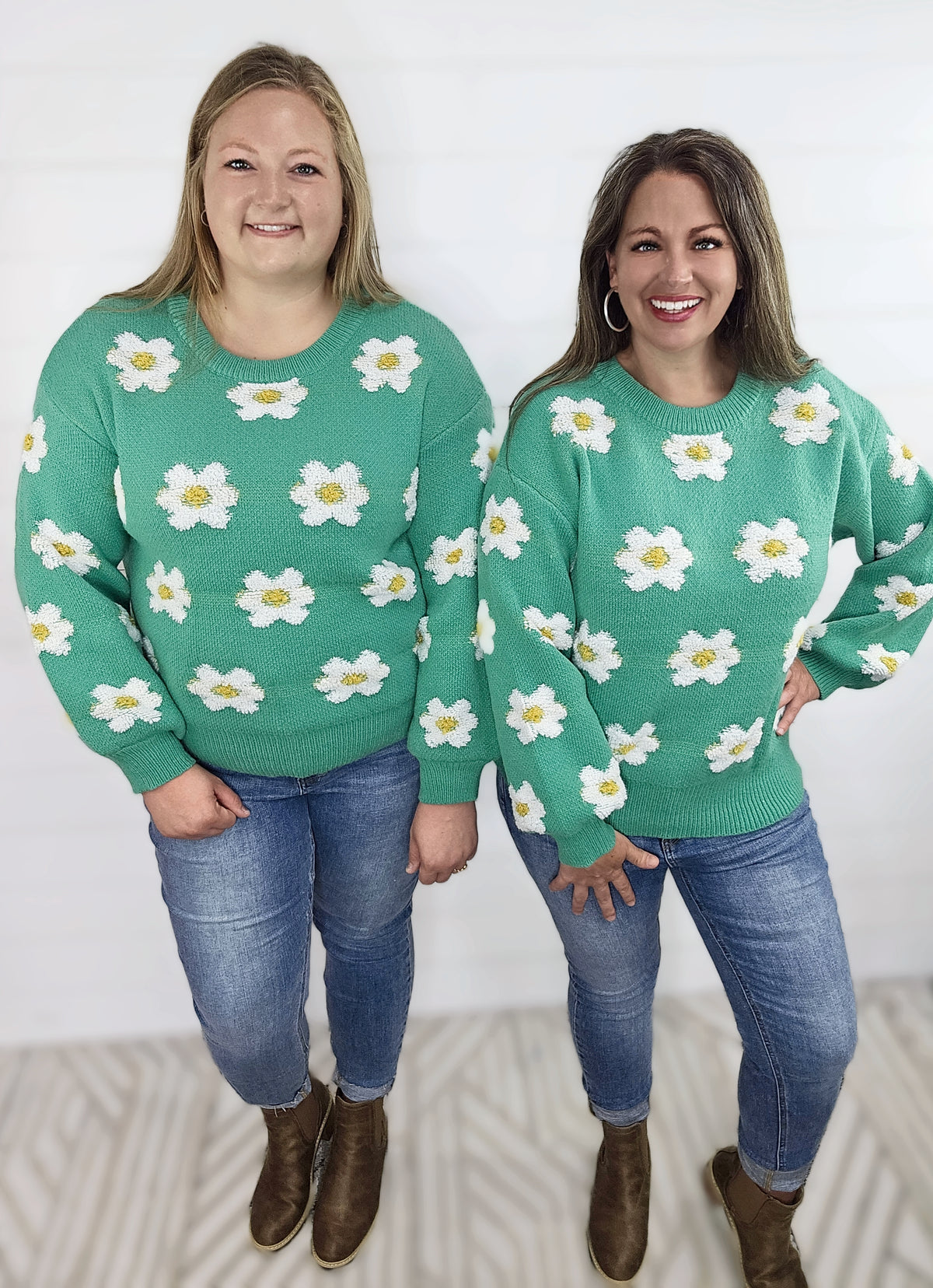 POL GREEN FLORAL CREW NECK SWEATER