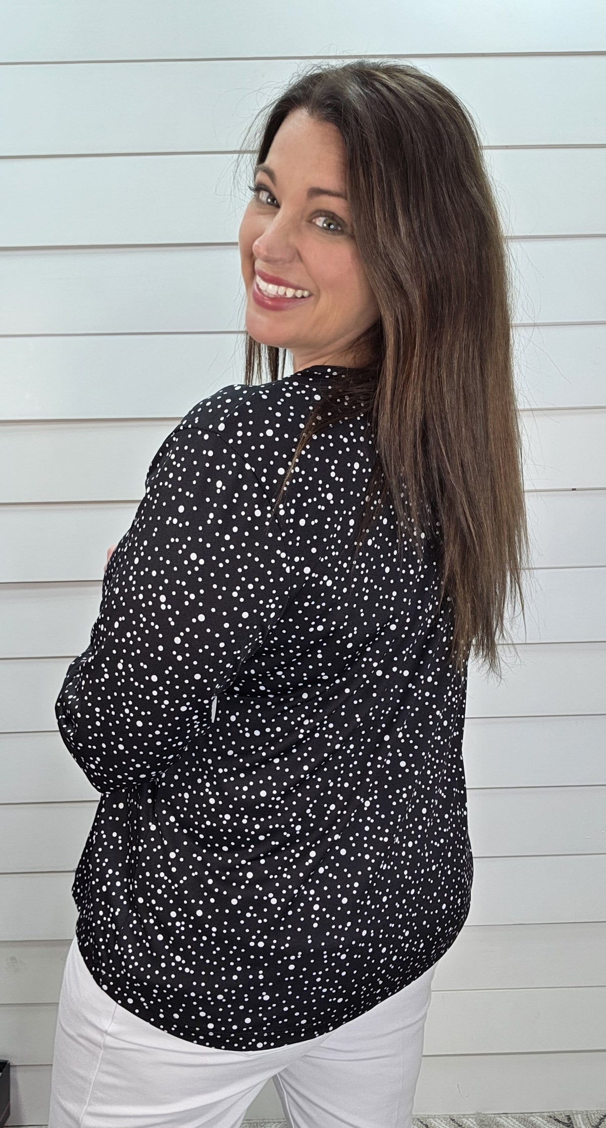 BLACK/WHITE DOT KNIT 3/4 SLEEVE TOP