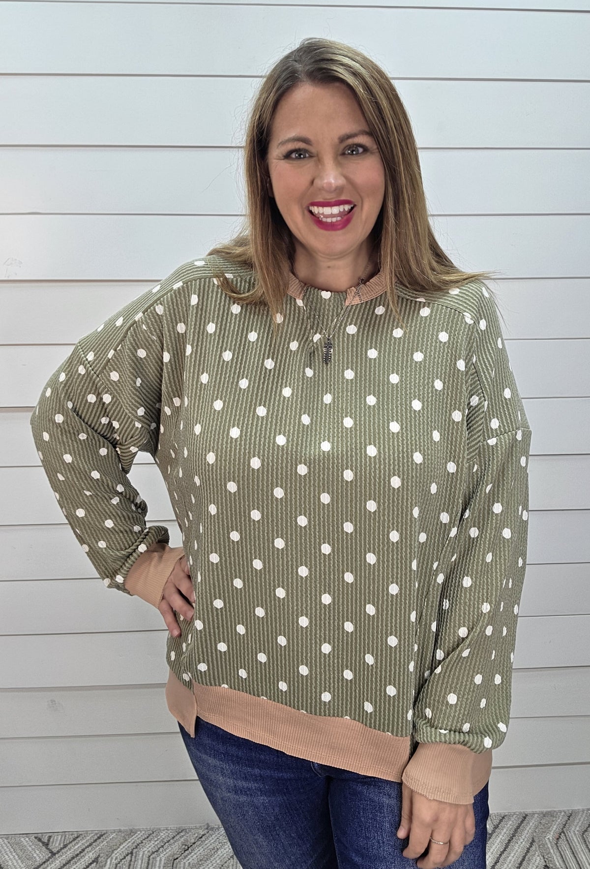 OLIVE RAISED RIBBED POLKADOT TOP W/ TAUPE TRIM