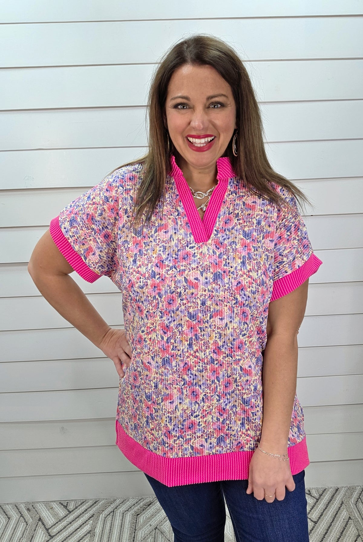 PINK/PURPLE RAISED RIBBED FLORAL V NECK KNIT TOP