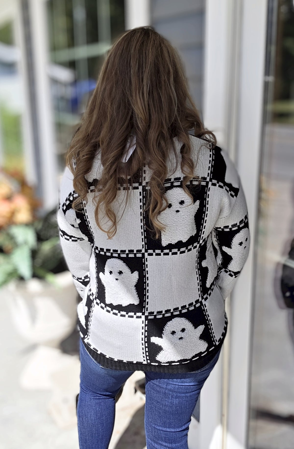 BLACK/WHITE CHECK GHOST KNIT SWEATER