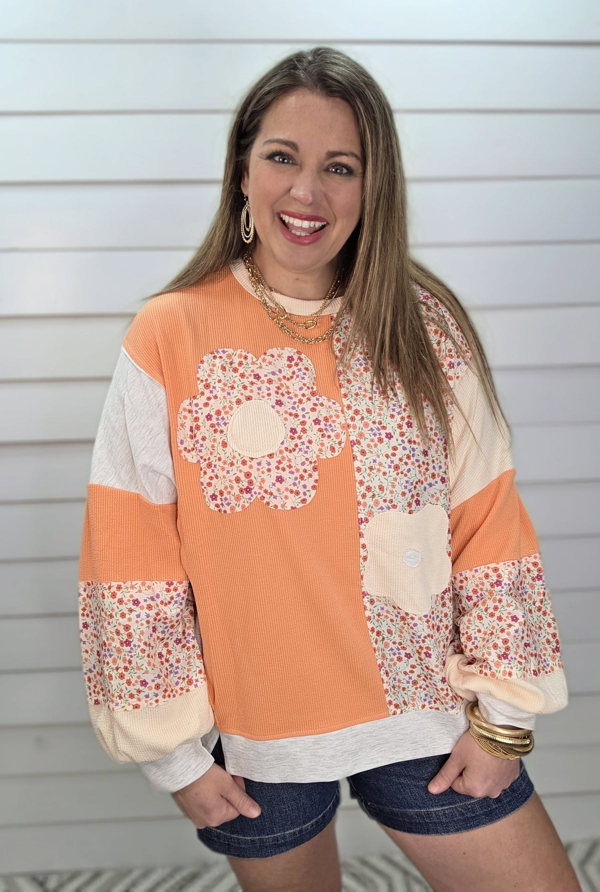 CREAM/ORANGE FLOWER PATCH KNIT COLORBLOCK TOP