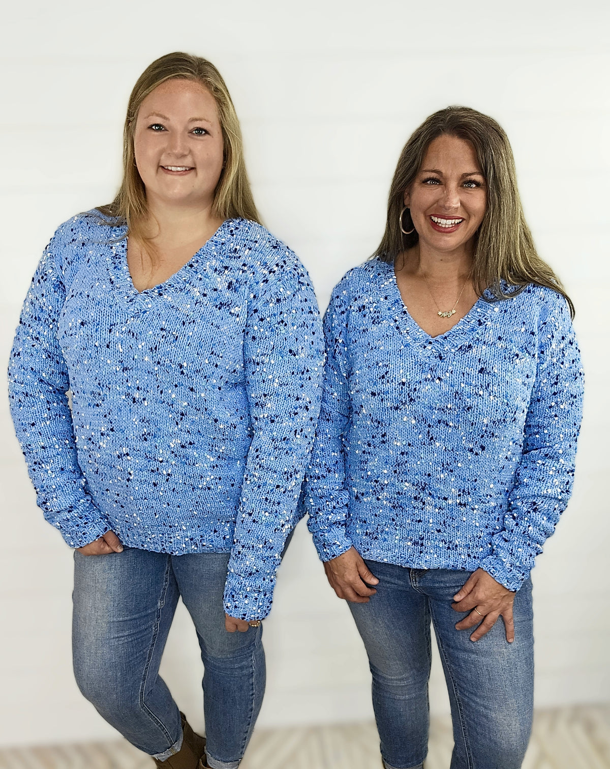 BLUE POPCORN V NECK SWEATER