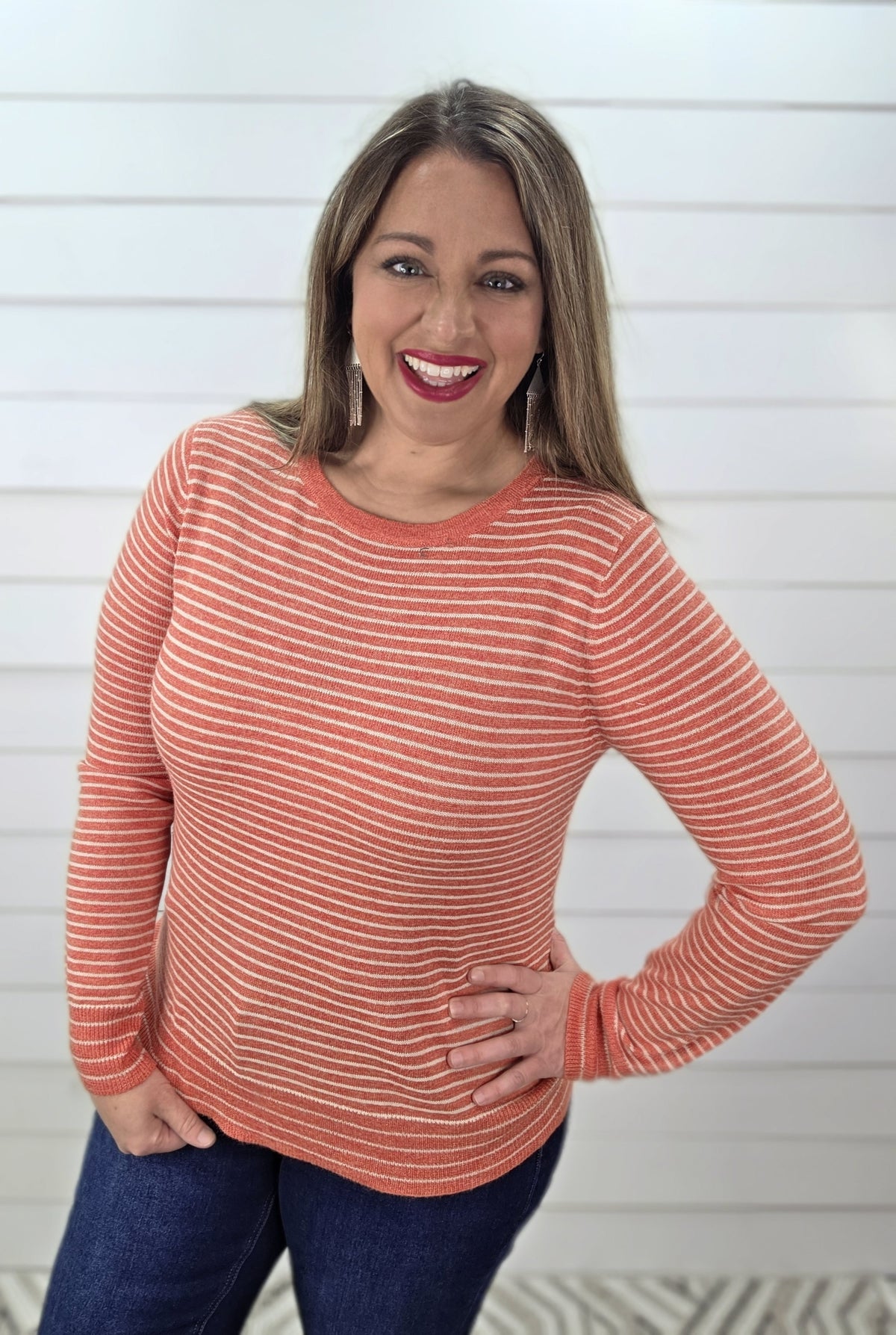 CORAL/CREAM STRIPED LIGHT WEIGHT KNIT SWEATER