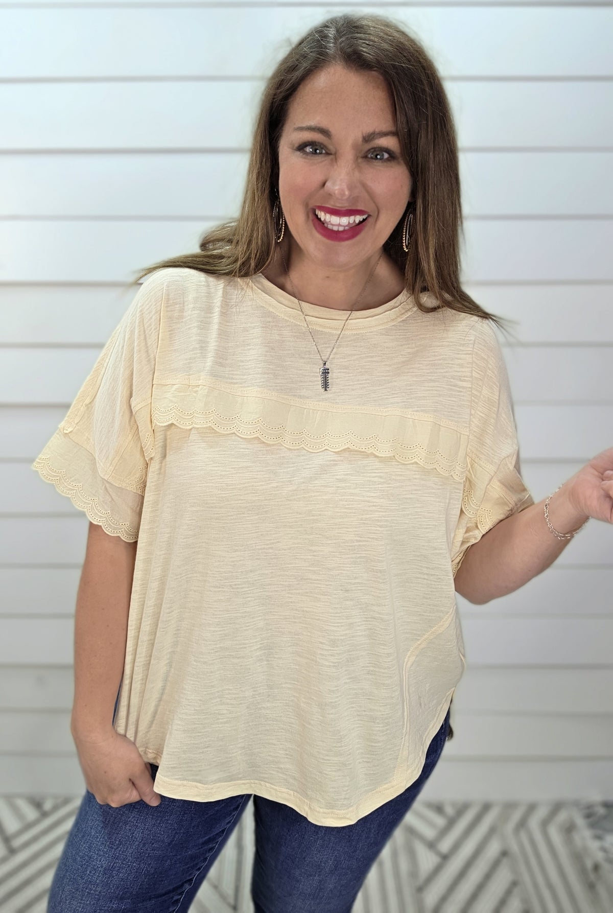 LIGHT BUTTER LACE TRIM OVERSIZED COTTON TOP