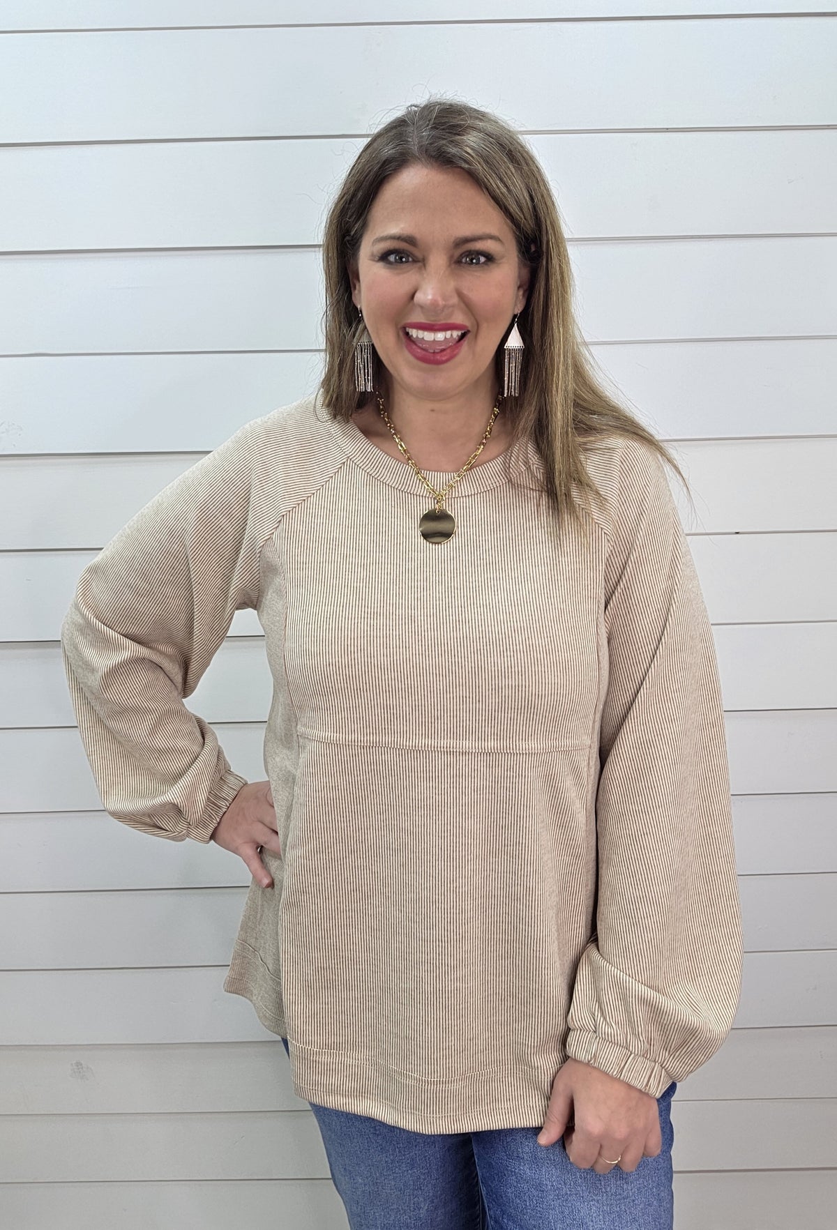 BEIGE/WHITE PINSTRIPE A CUT STRIPED MIX KNIT TOP