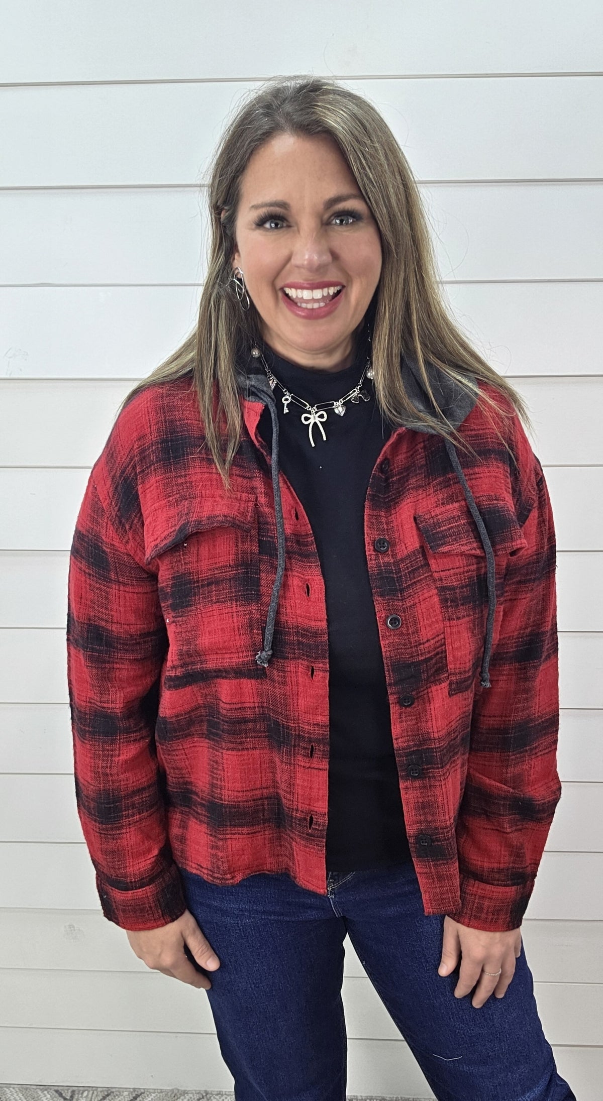 KAREN HART RED/BLACK PLAID HOODED LIGHT WEIGHT BUTTON UP