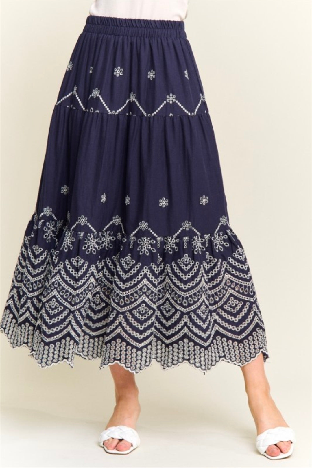 NAVY EMBROIDER ELASTIC WAIST SKIRT