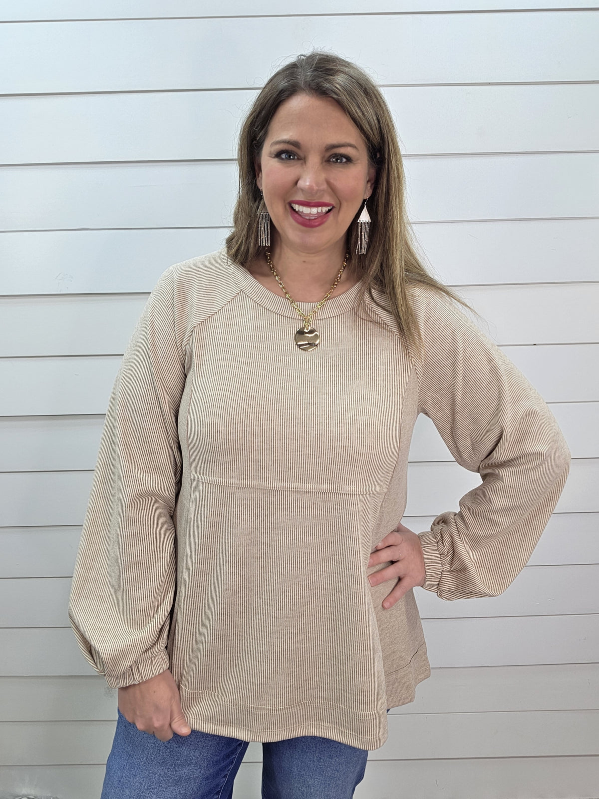 BEIGE/WHITE PINSTRIPE A CUT STRIPED MIX KNIT TOP