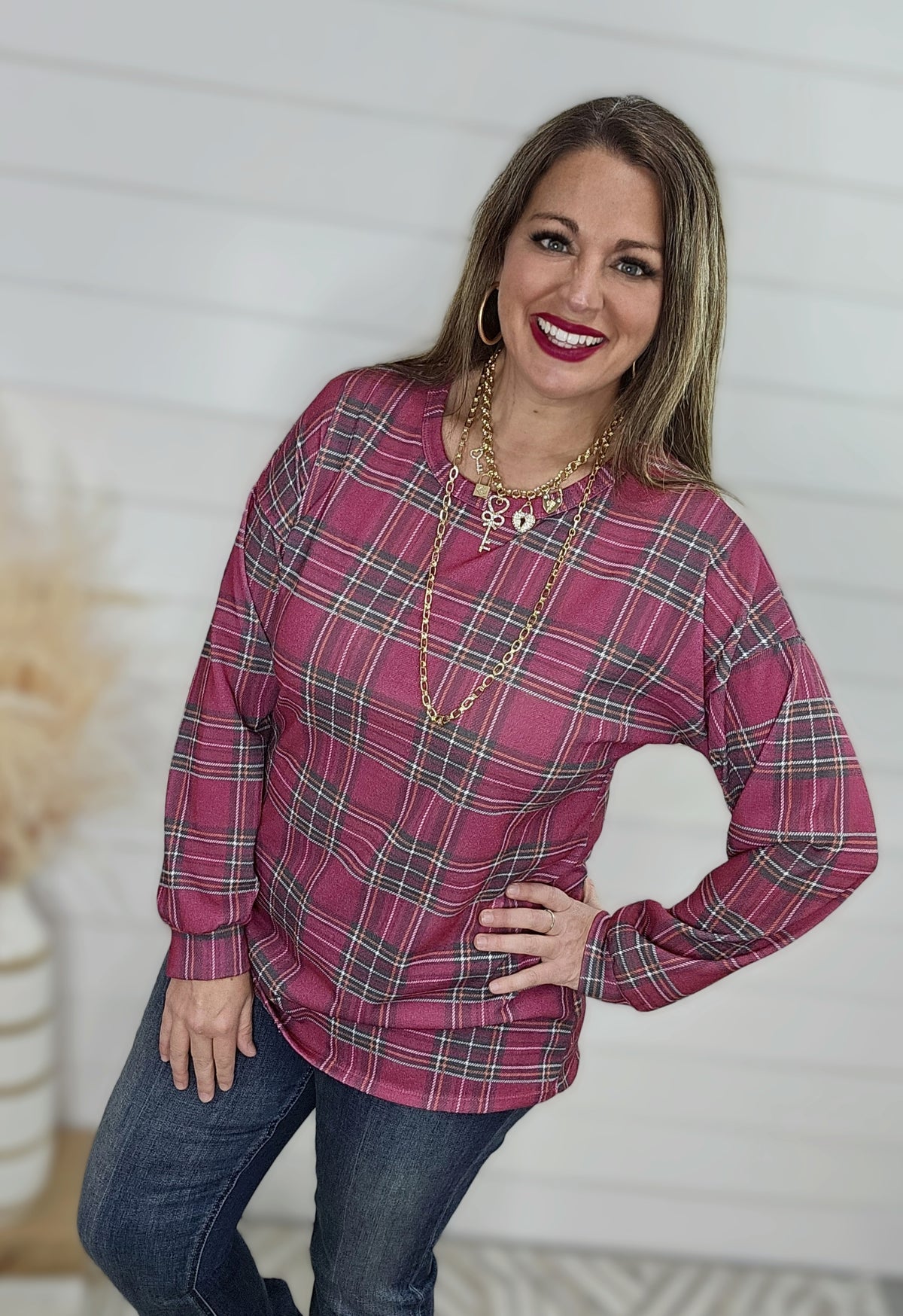 MAGENTA PLAID KNIT TOP