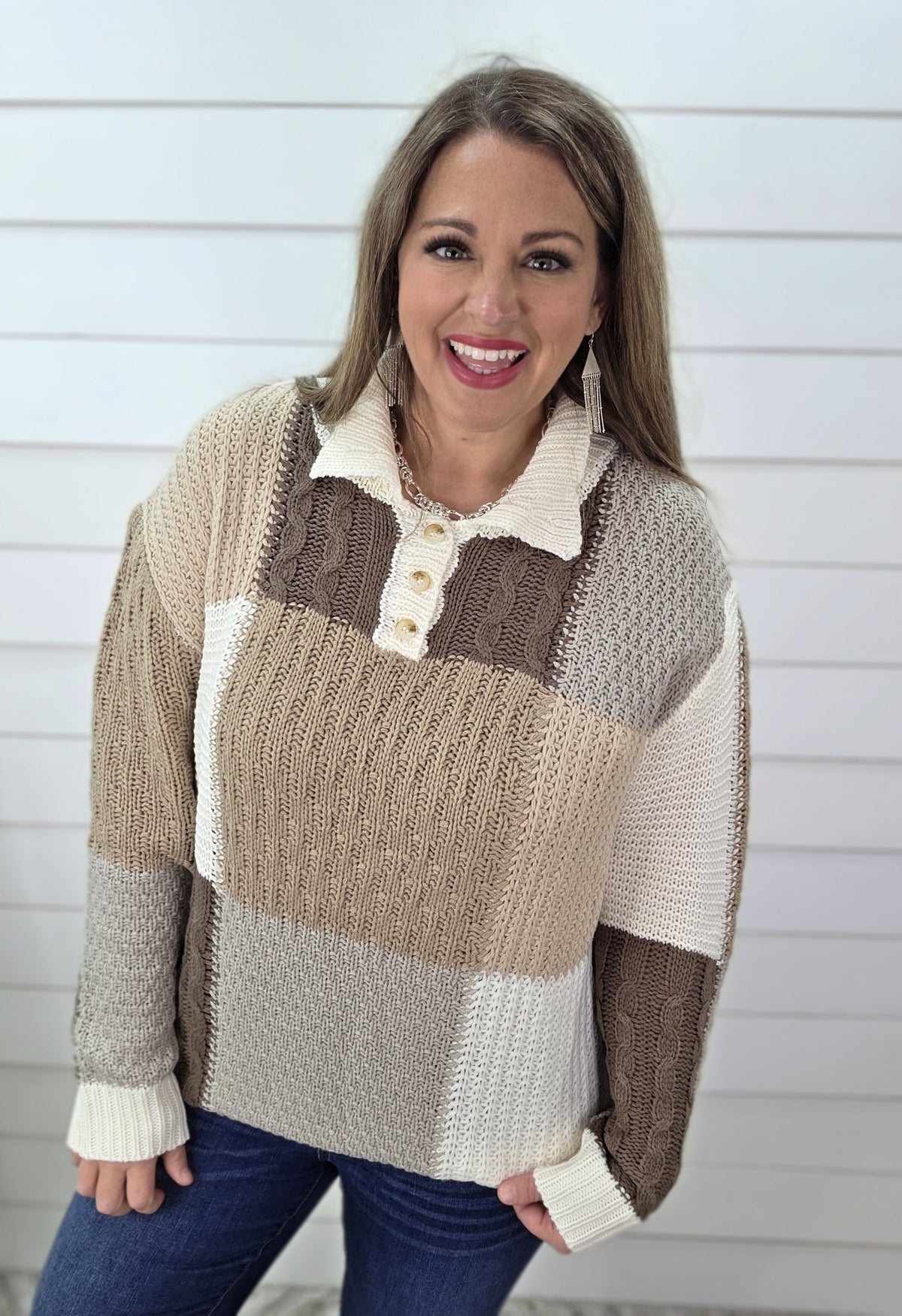 NATURAL/BROWN BLOCK BUTTON TRIM SWEATER